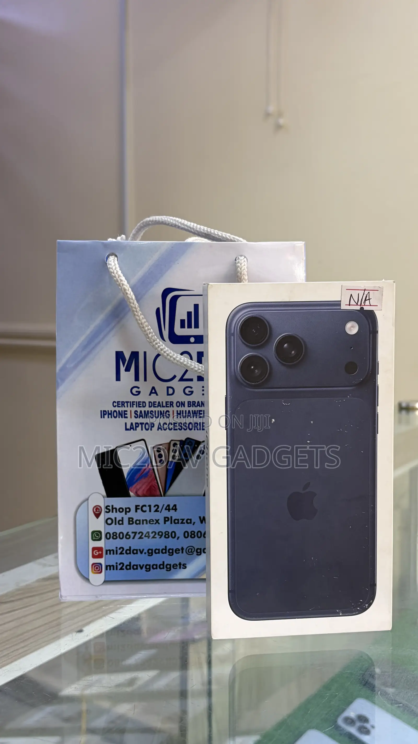 New Apple iPhone 17 Pro Max 256 GB Blue