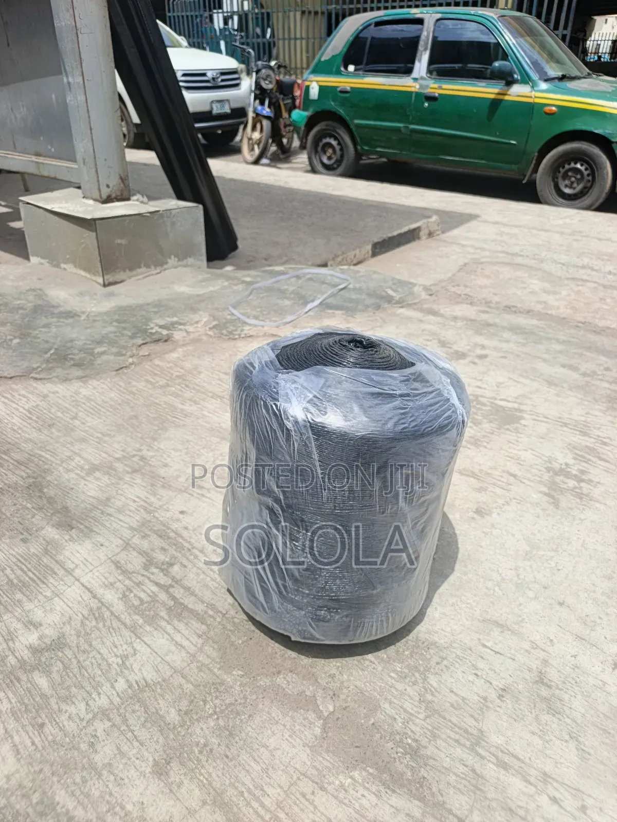 Uv Twine Black