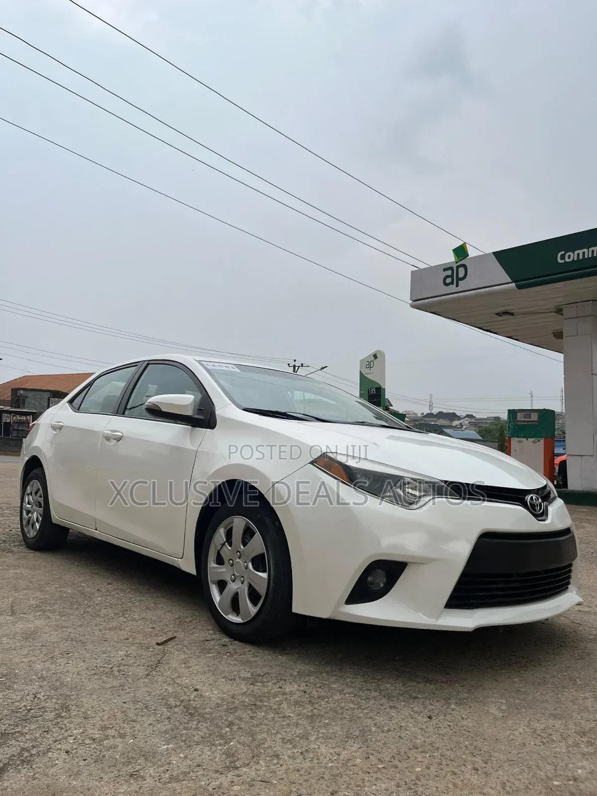 Toyota Corolla L 4dr Sedan (1.8L 4cyl 4A) 2015 White
