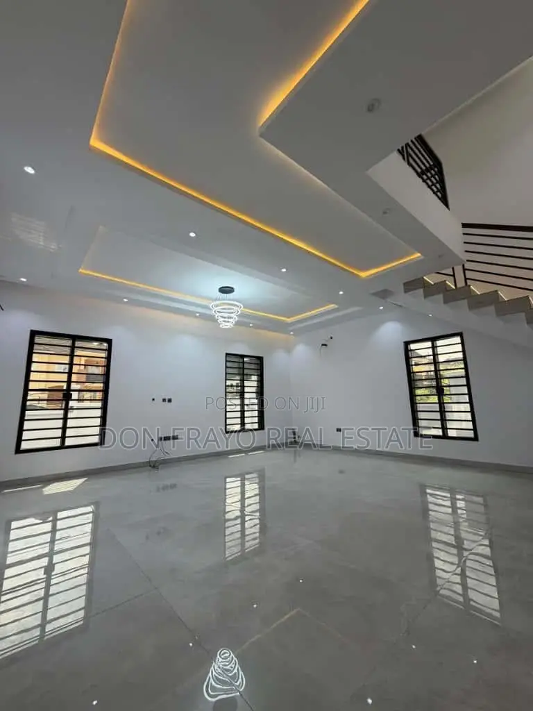 5bdrm Duplex in Kolapo Ishola Gra for sale