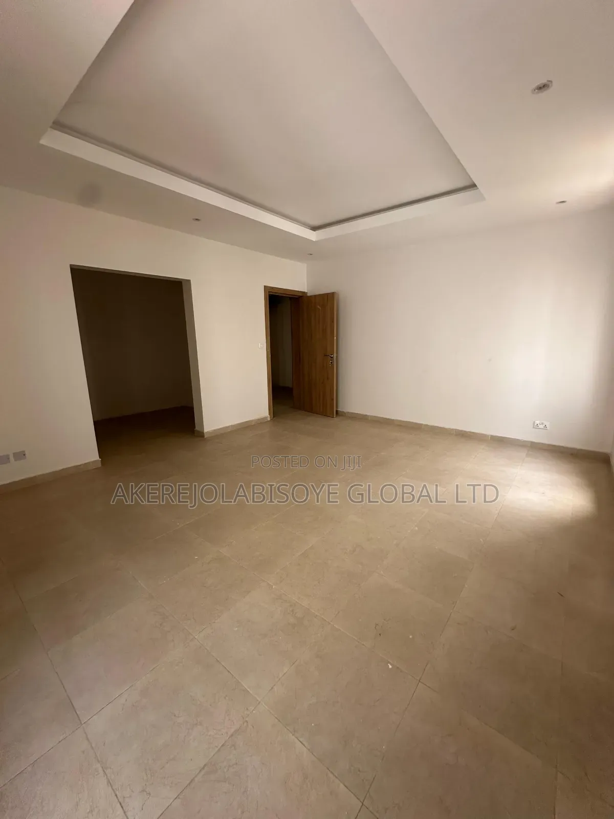 5bdrm Duplex in In An Estate Around for rent