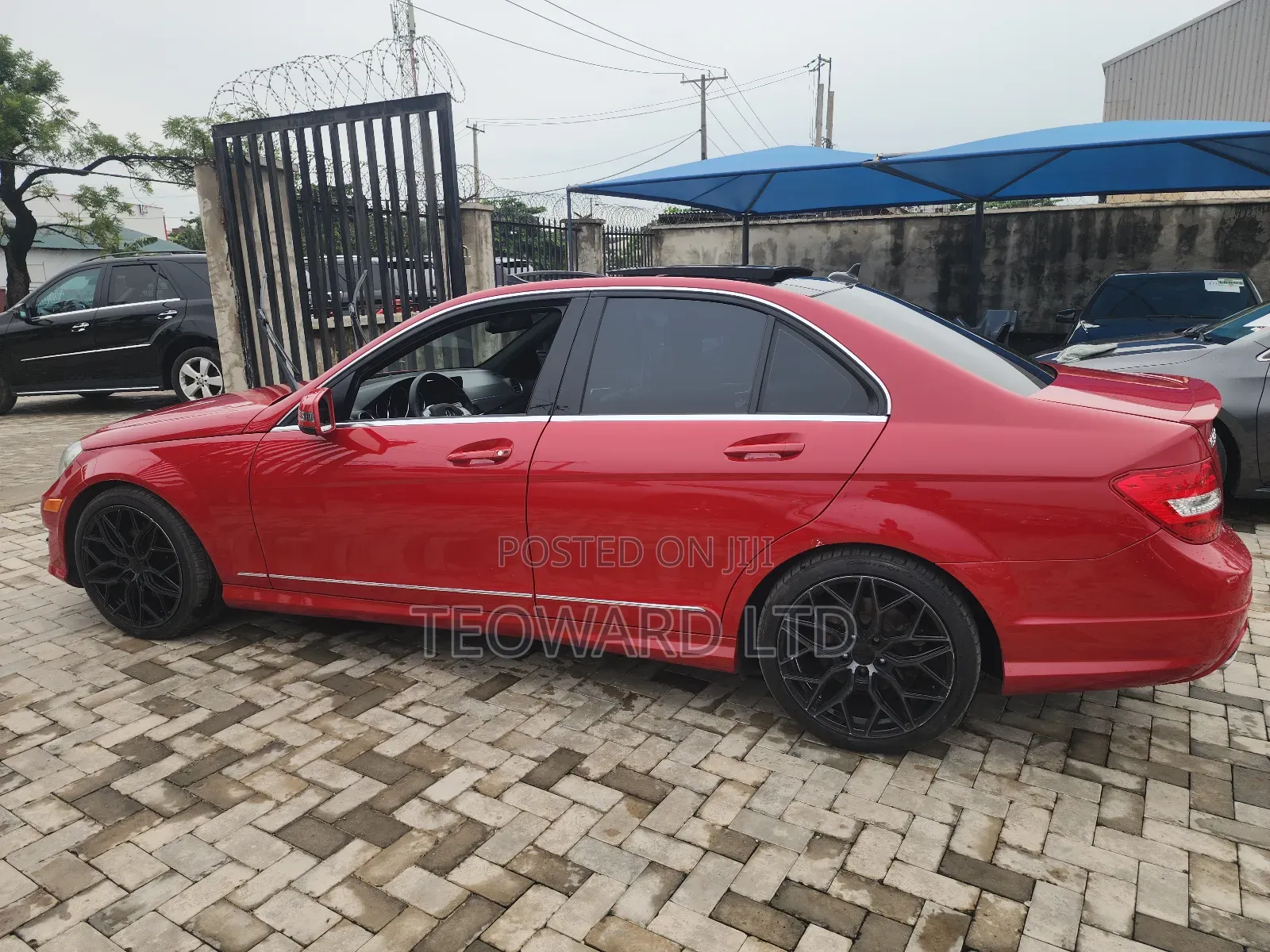 Mercedes-Benz C300 Luxury 4Matic Sedan AWD (3.5L 6cyl 7A) 2013 Red