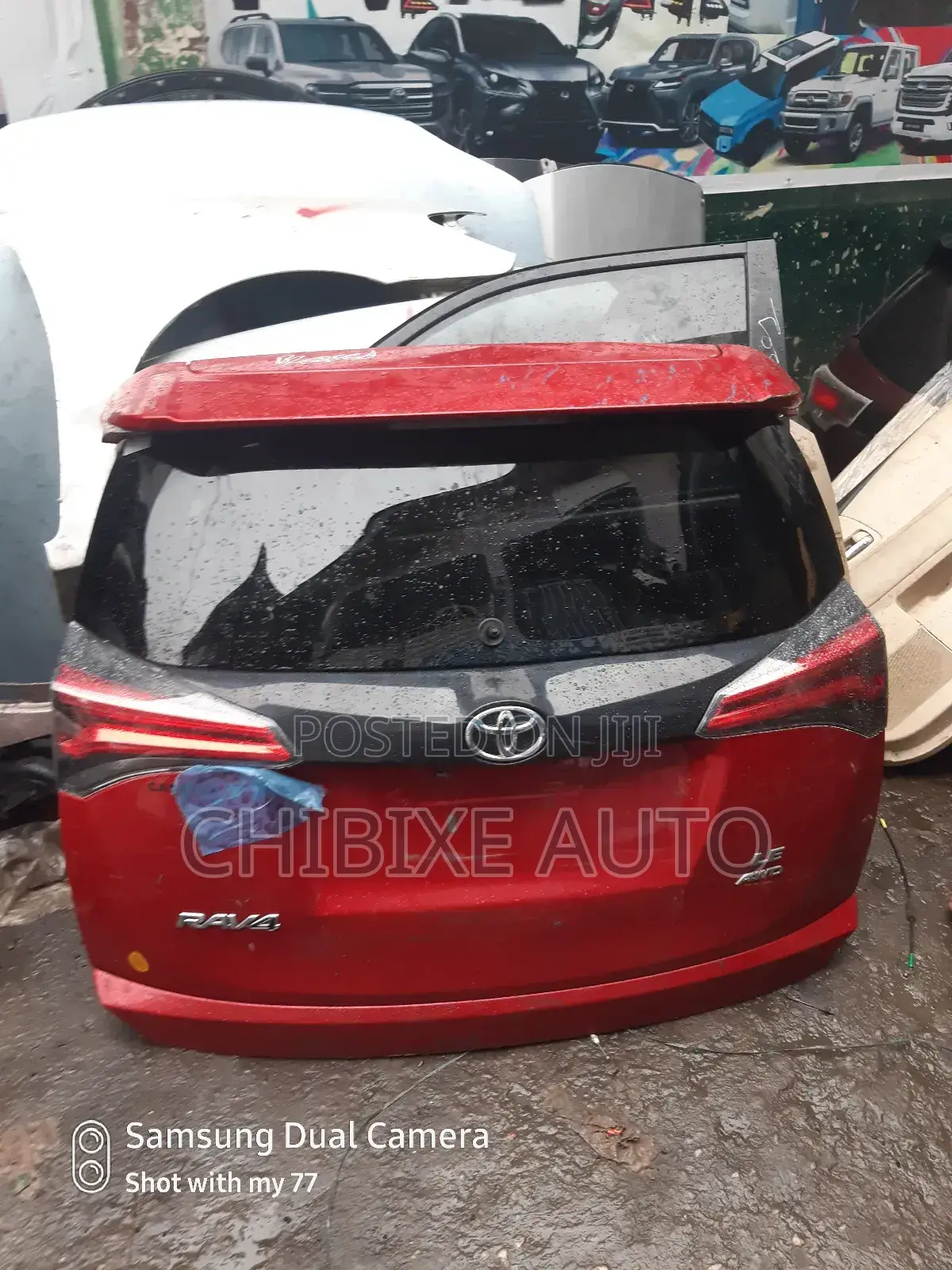 Complete Back Booth Rav4 2017 Available as Seen