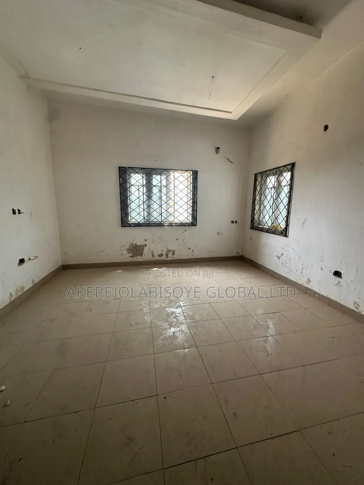 3bdrm Bungalow in In An Estate for sale