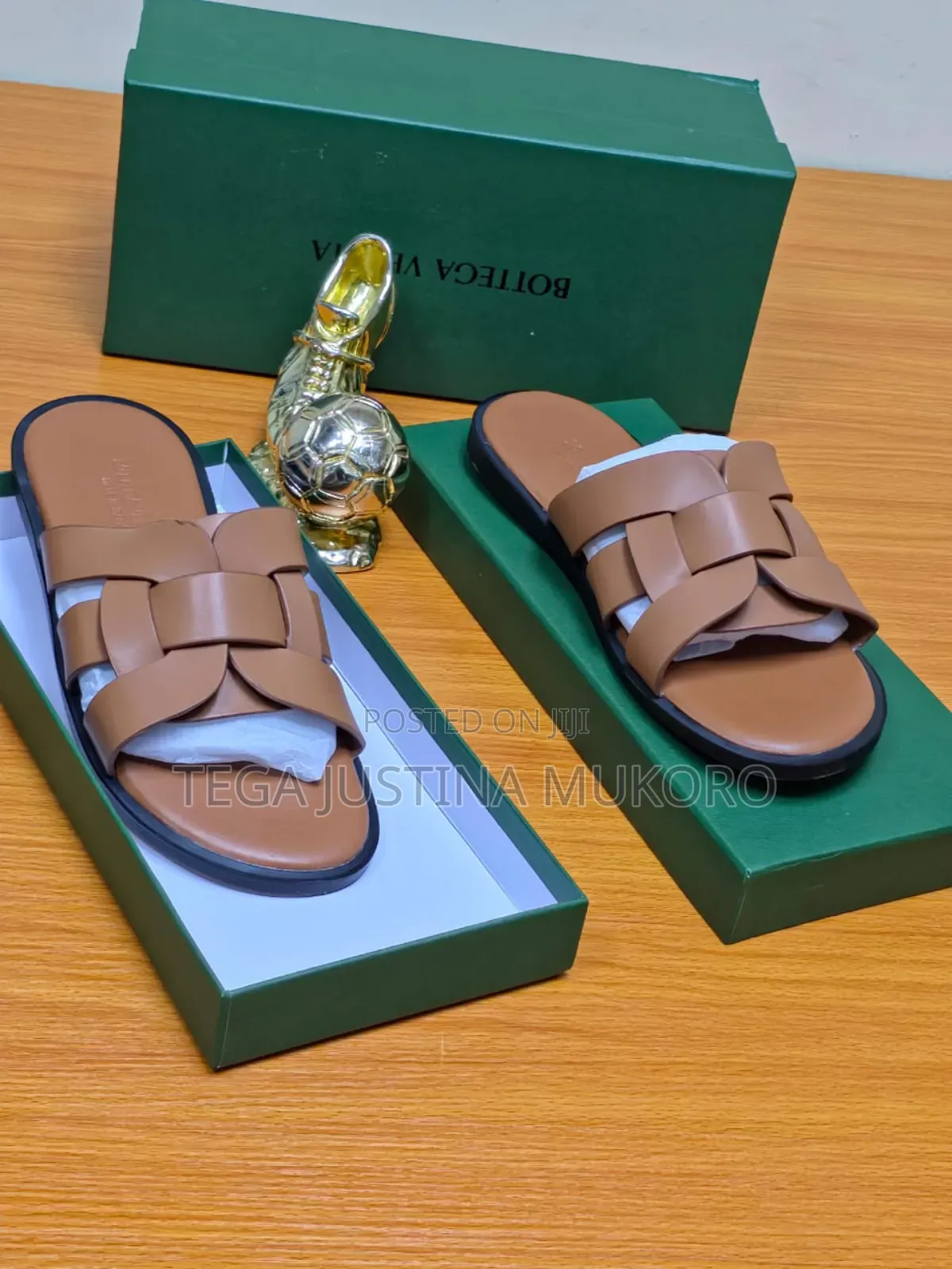 High Quality Bottega Veneta Men's Pam Slippers
