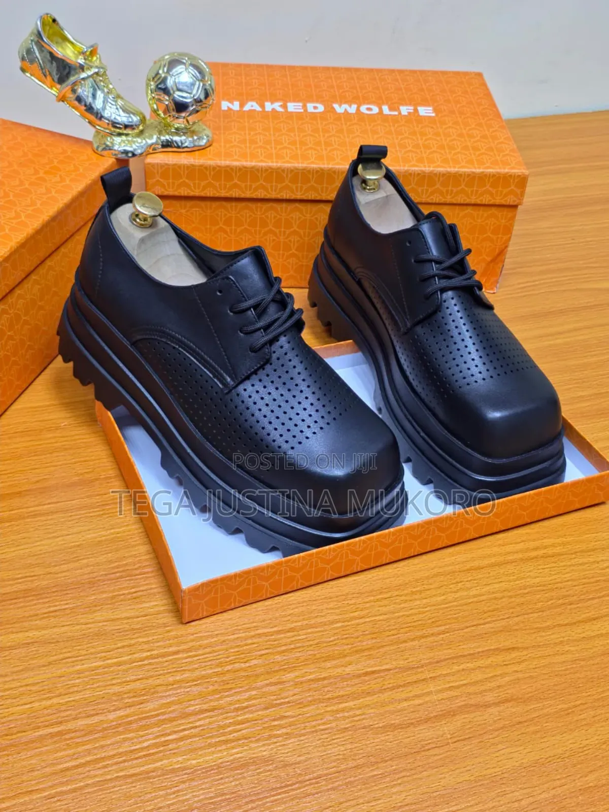 Latest Design of Naked Wolfe Men's Flat Shoes