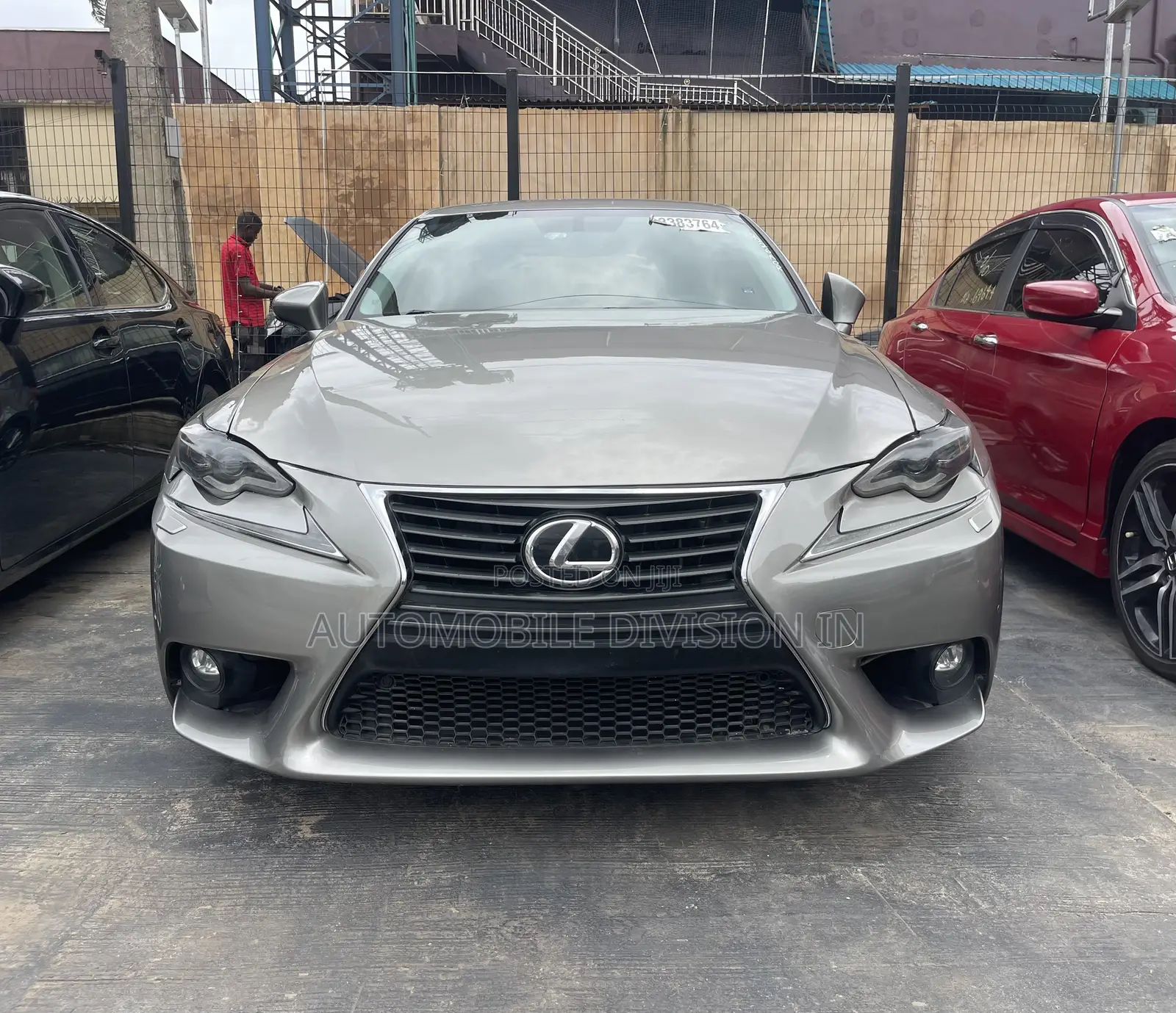 Lexus IS 250 4WD 2015 Gold