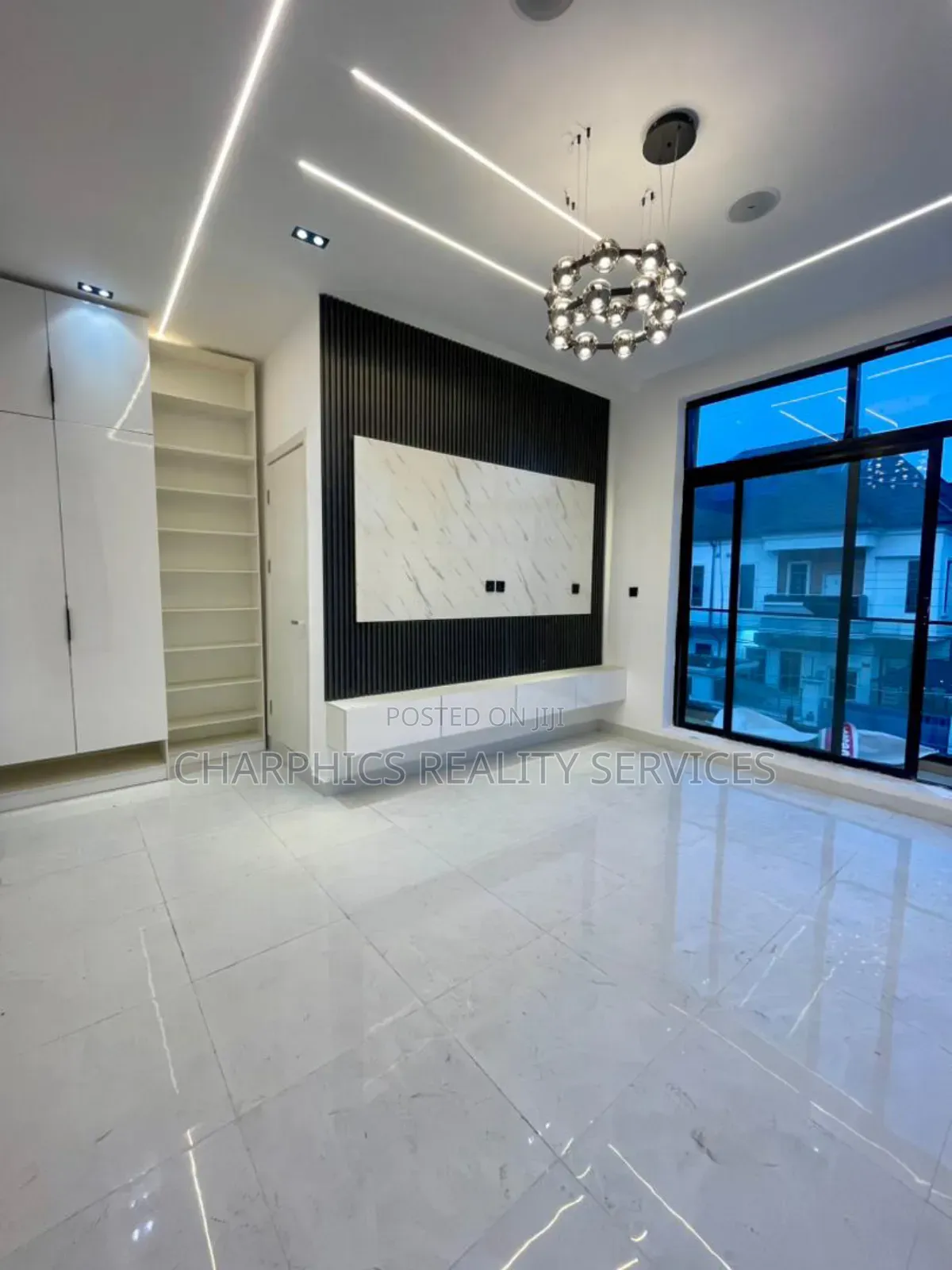 4bdrm Duplex in Lekki Phase 2 for sale