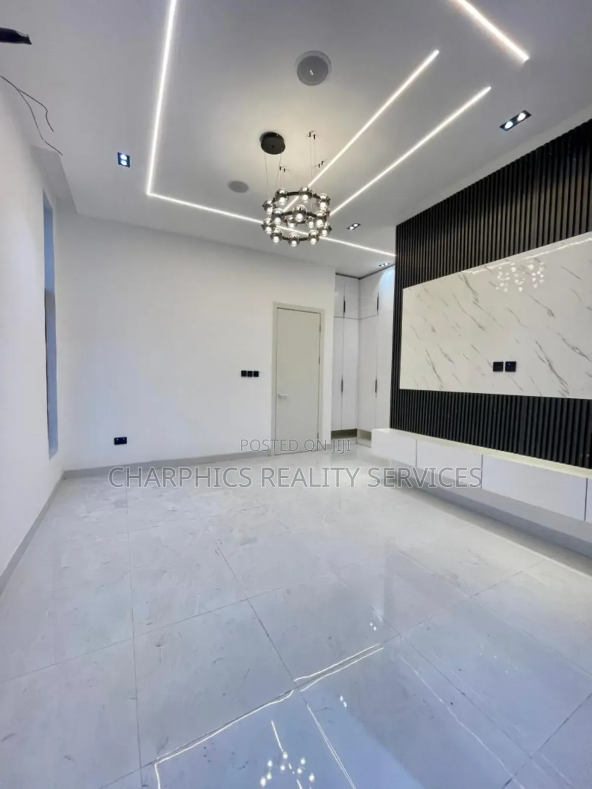 4bdrm Duplex in Lekki Phase 2 for sale