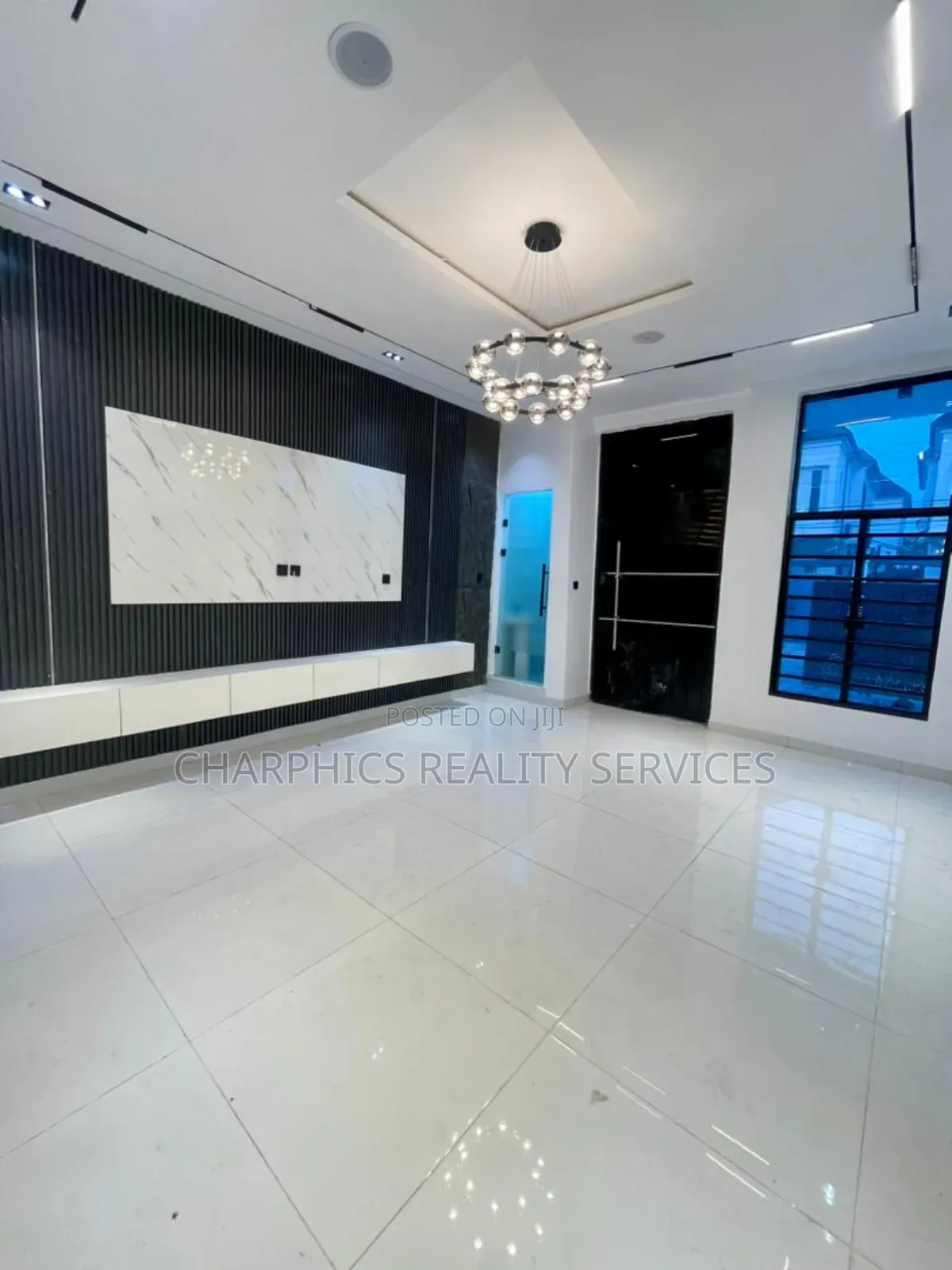 4bdrm Duplex in Lekki Phase 2 for sale