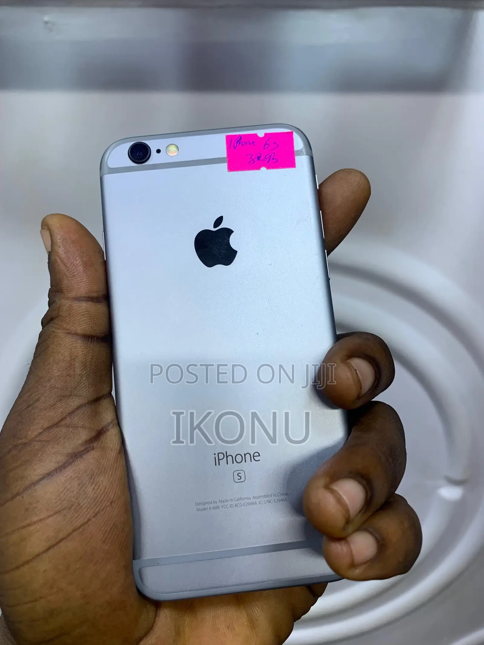 Apple iPhone 6s 32 GB Gray