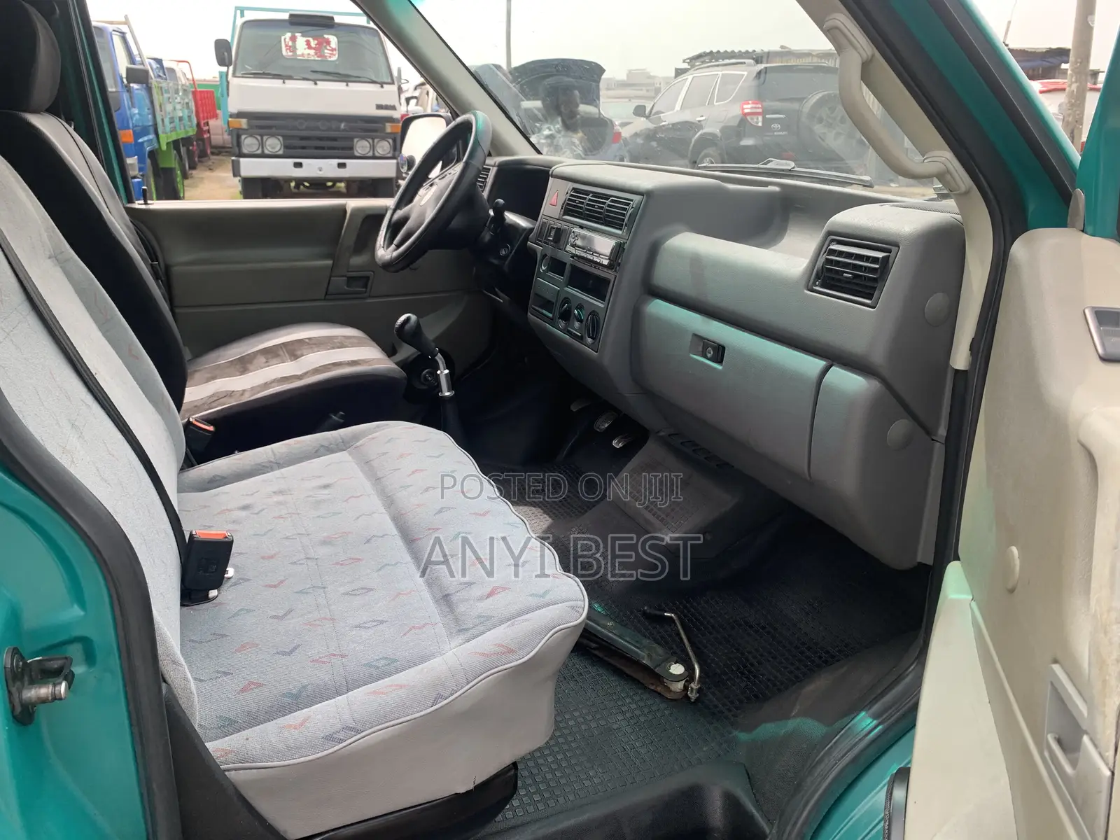 Volkswagen Transporter 2005 Green