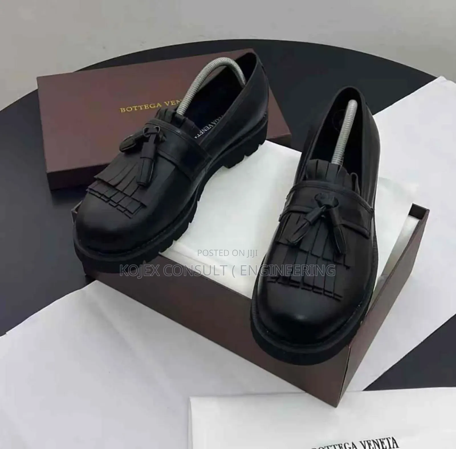 Bottega Veneta Leather Shoe Available