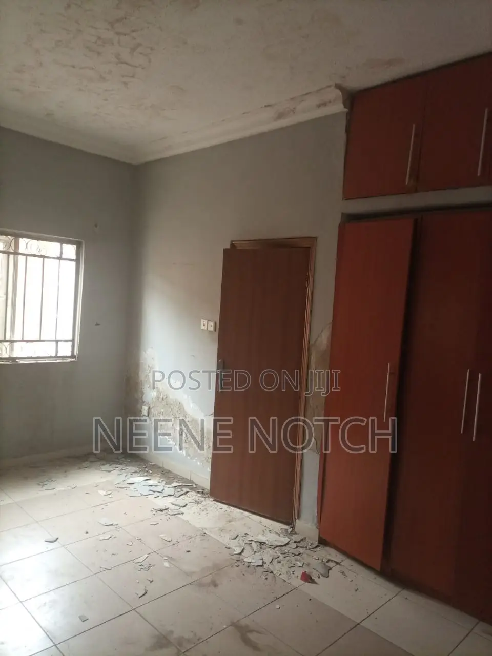 2bdrm Block of Flats in Durban Street, Area 1 for rent
