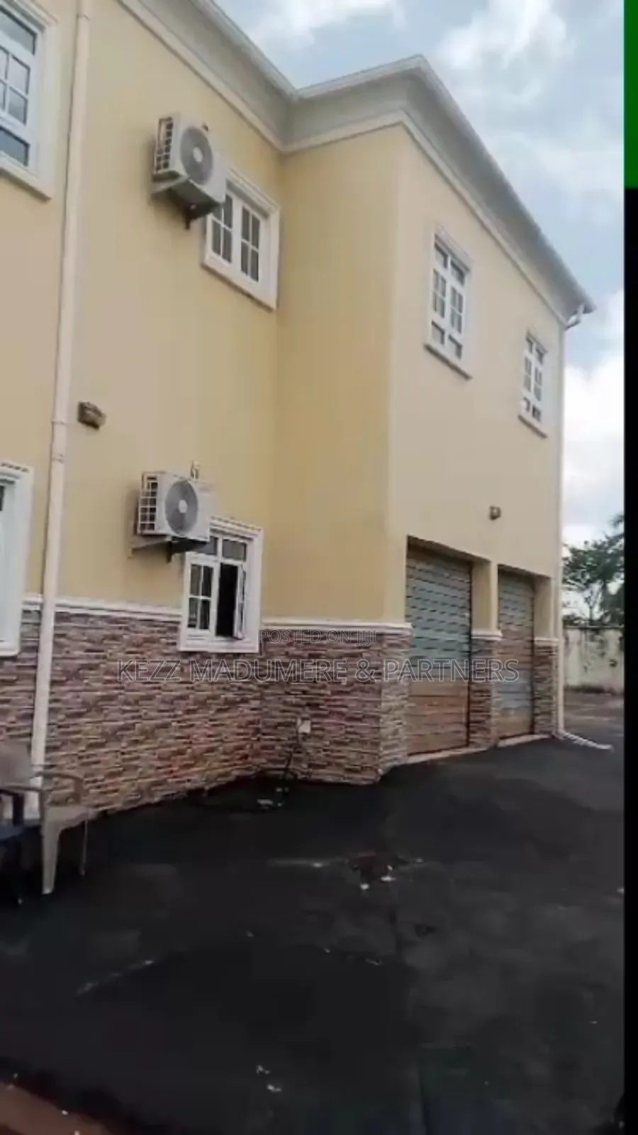 10bdrm Duplex in Umuahia , Abia State for sale