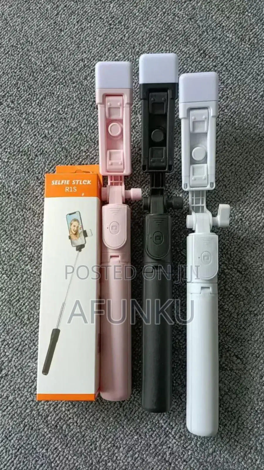Selfie Stick With Light