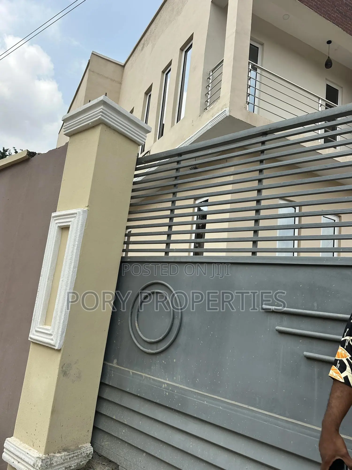 Furnished 4bdrm Duplex in S & T, Jericho for sale