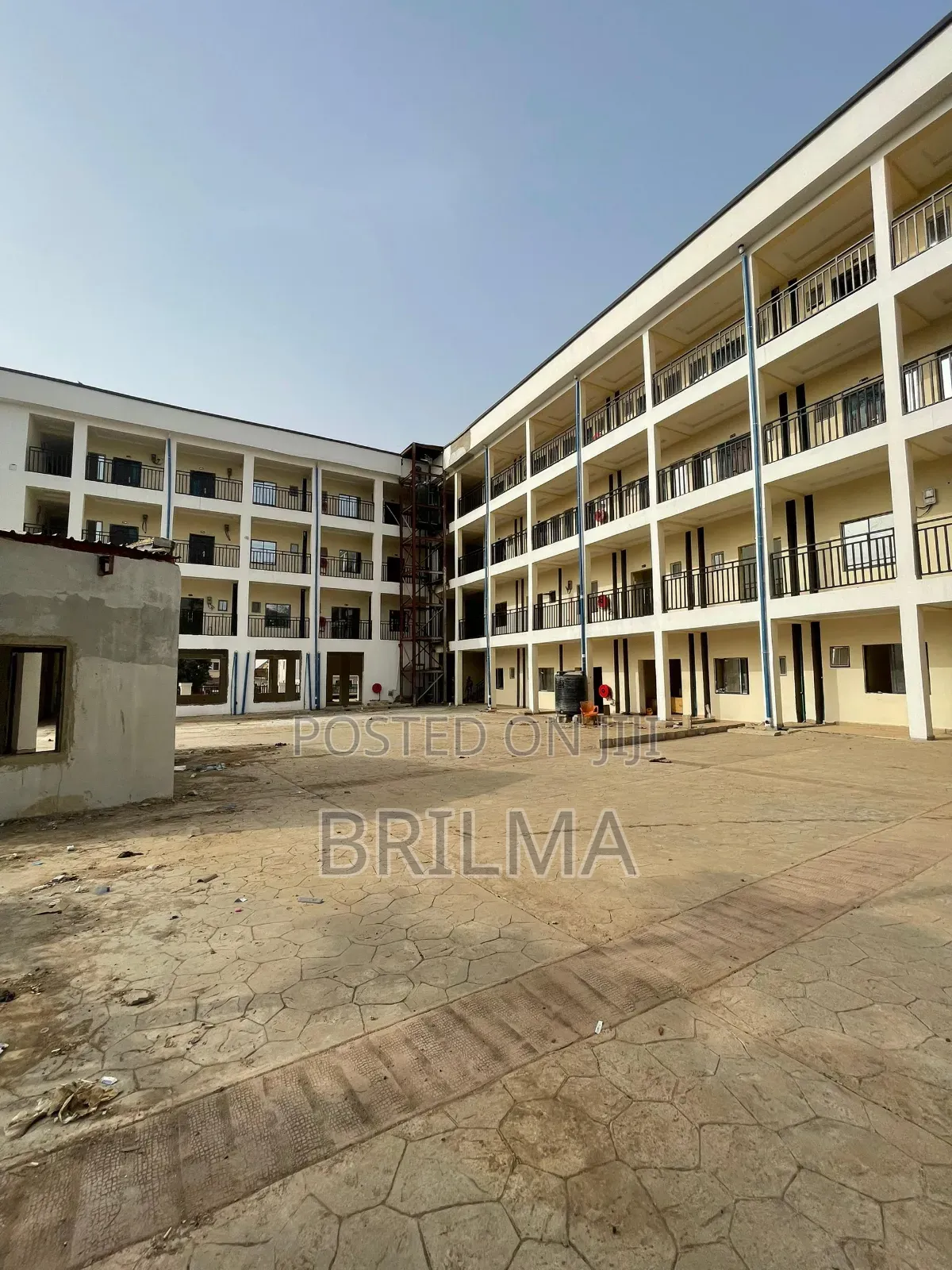 Shops Space in Wuse for Sale!