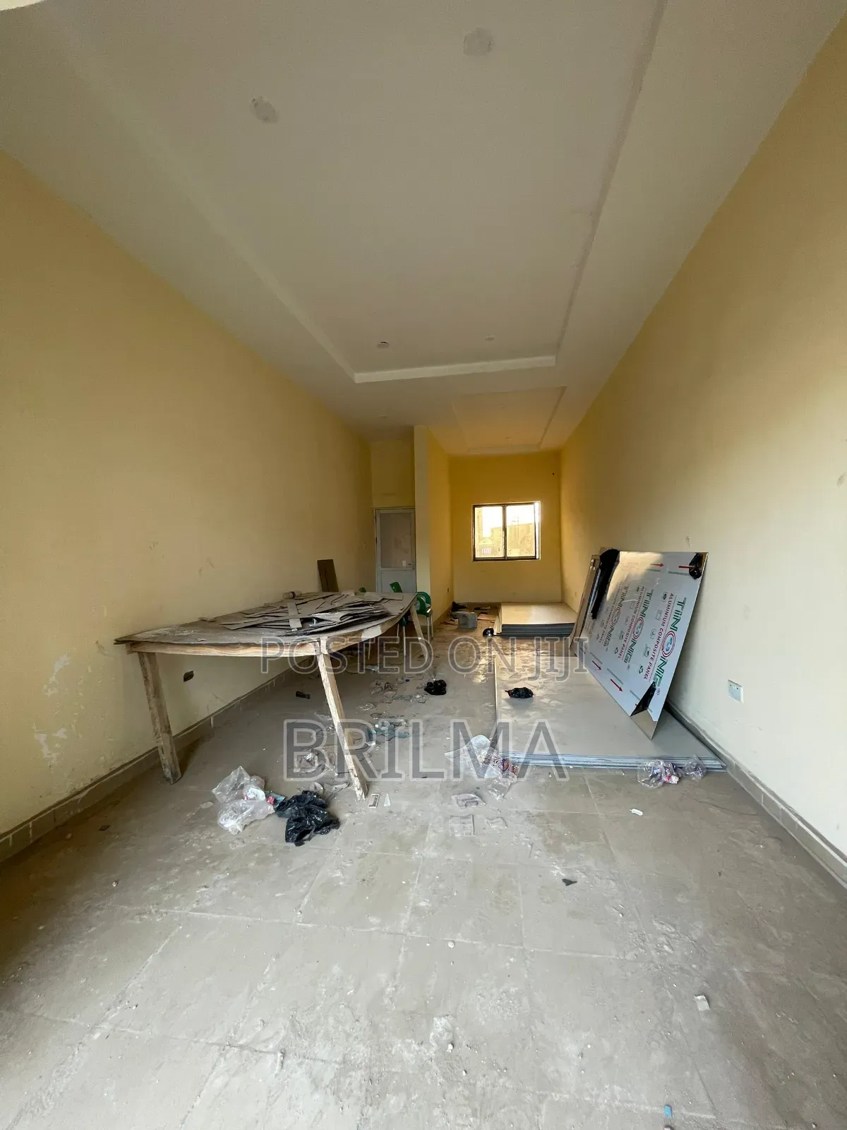 Shops Space in Wuse for Sale!