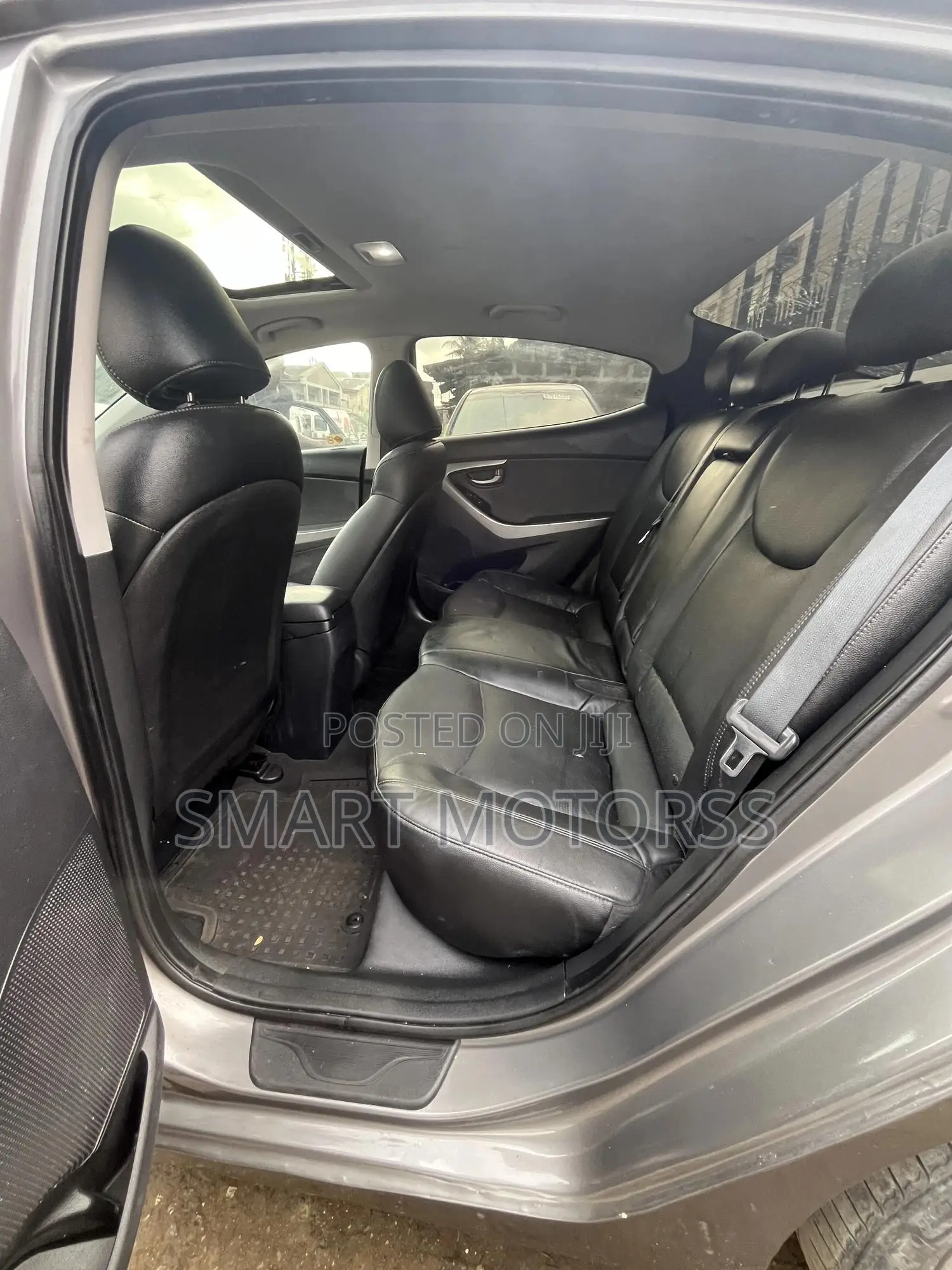 Hyundai Elantra Limited 2011 Gray