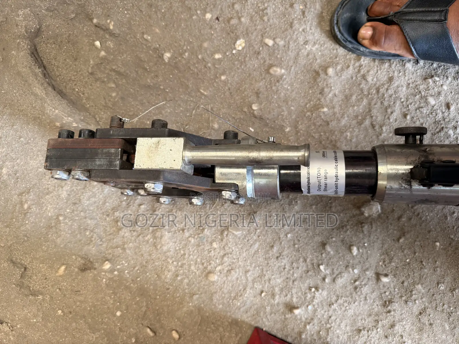 Hydraulic Cutter