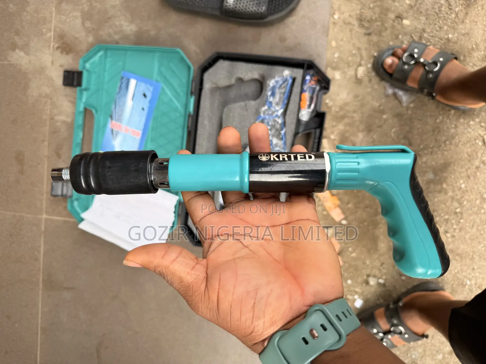 Concrete Nail Gun