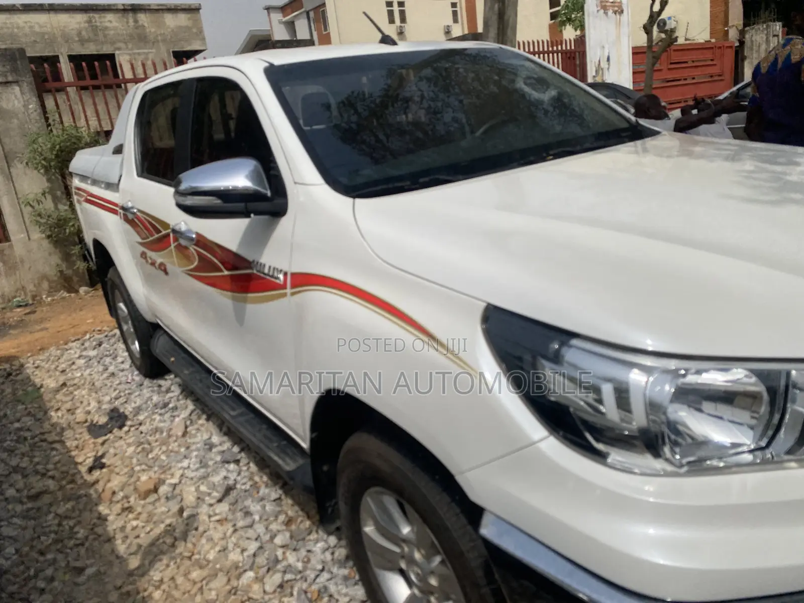 Toyota Hilux Revo Double Cab Petrol 2.7 RWD 2016 White