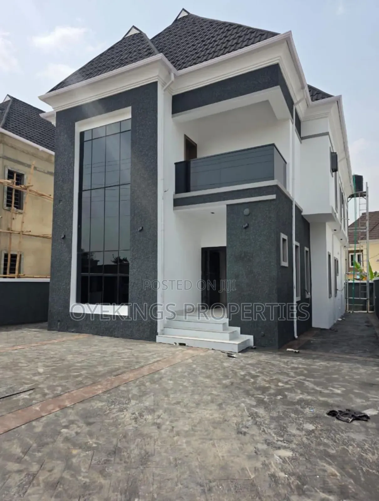 4bdrm Duplex in Carlton Gate Estate, Akobo for sale