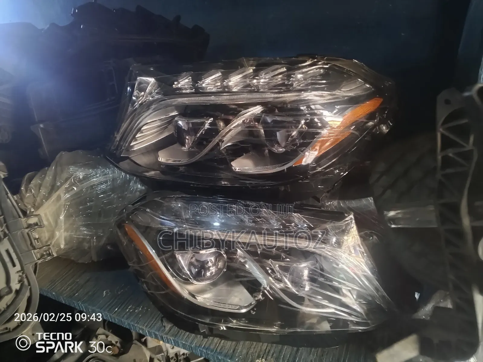 Headlight for GLS 166 2018