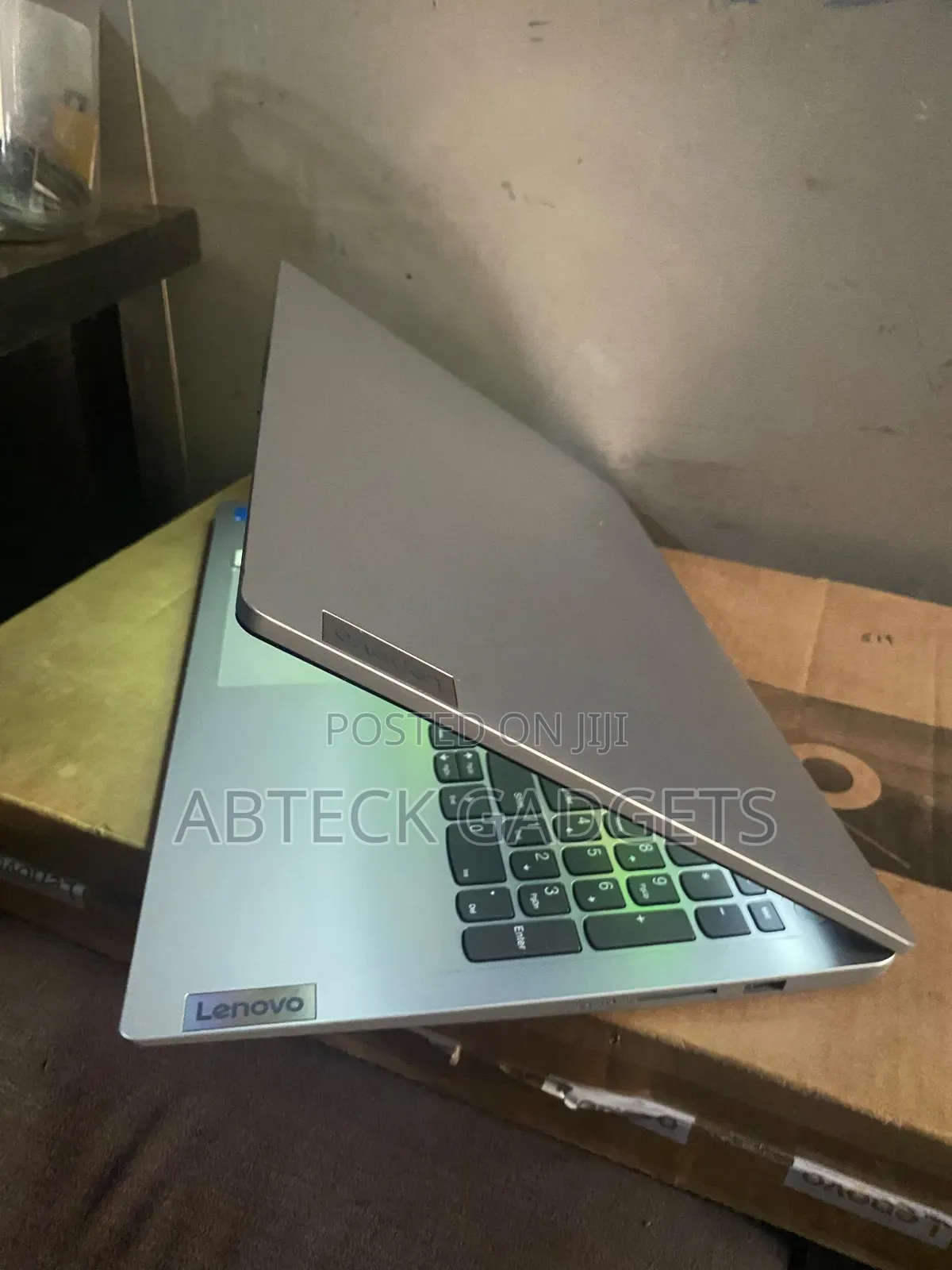 New Laptop Lenovo IdeaPad 1 8GB Intel Core i3 SSD 256GB