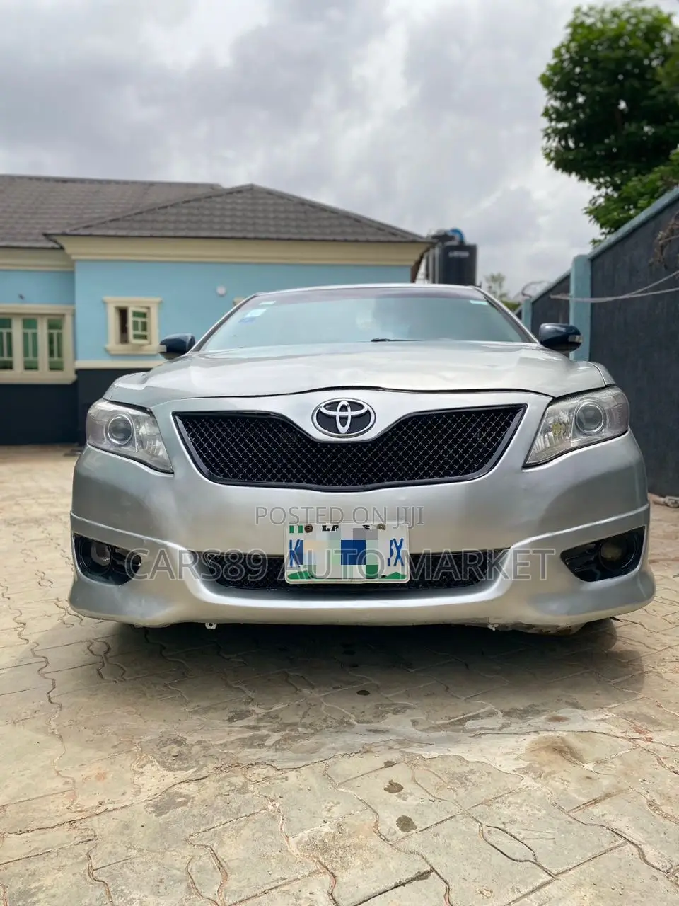 Toyota Camry 2011 Silver