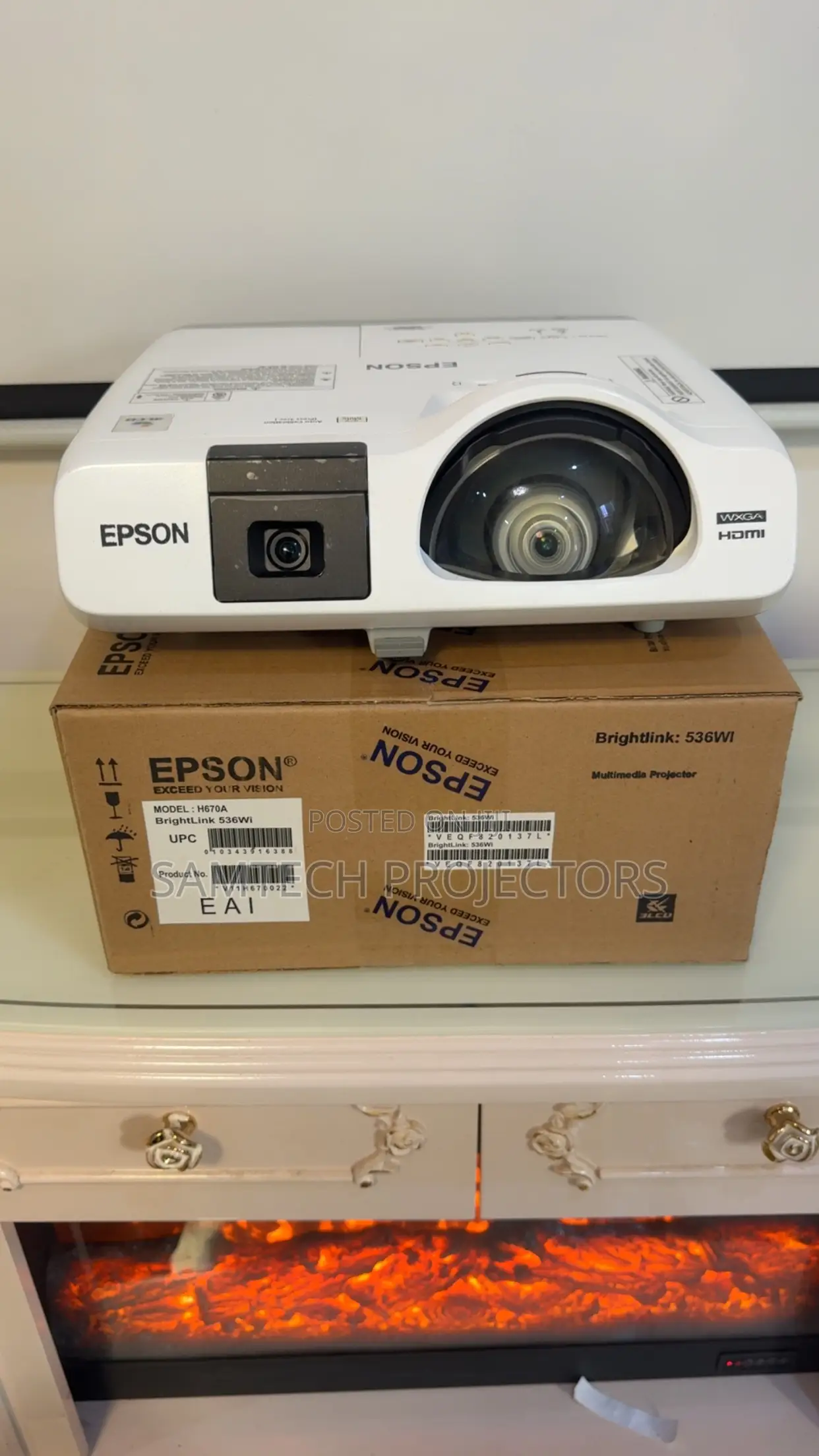 New Short Throw Projector 4 Classroom Presentation, Conference Room
