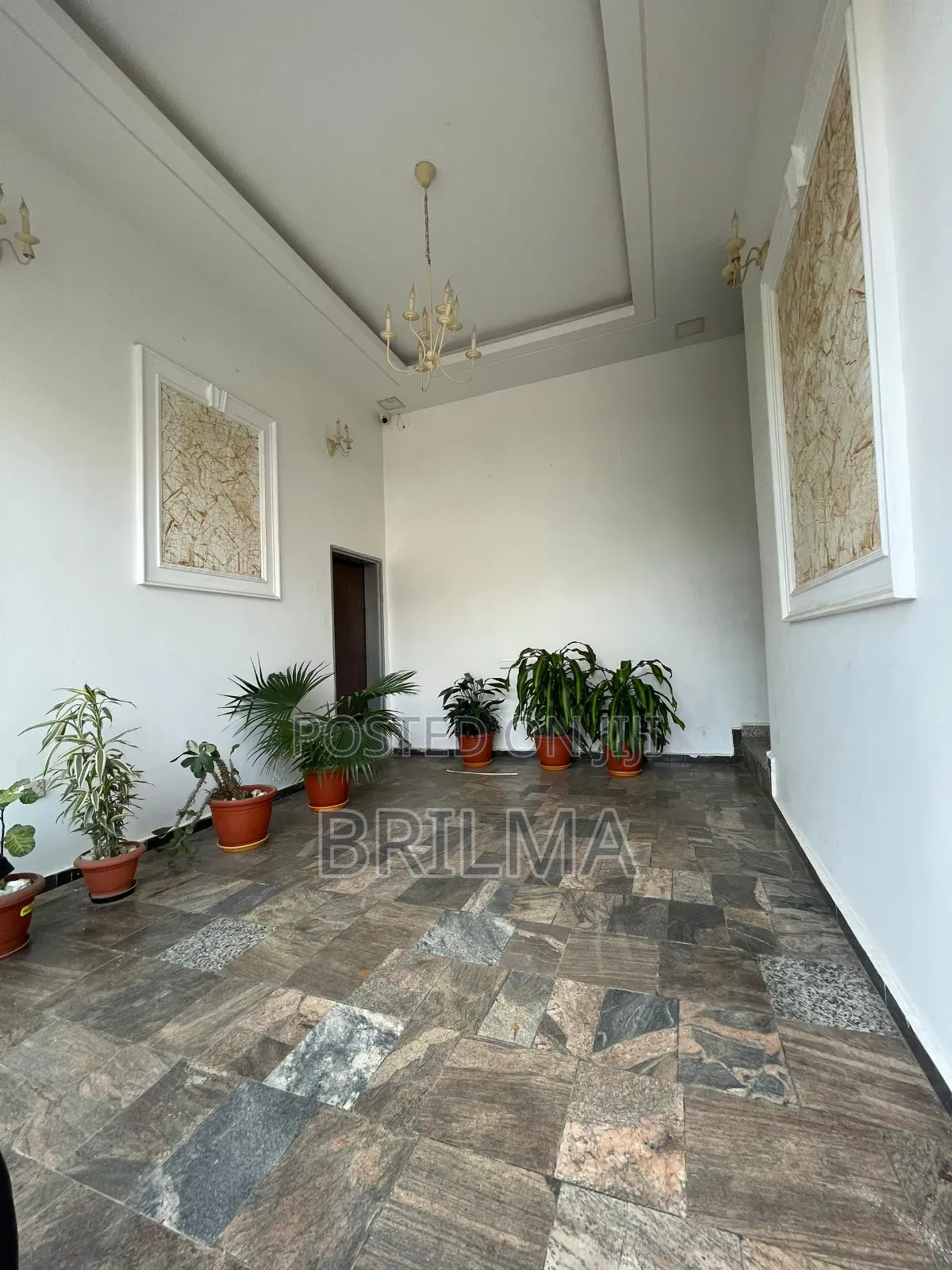 Hotel in Wuse for Sale