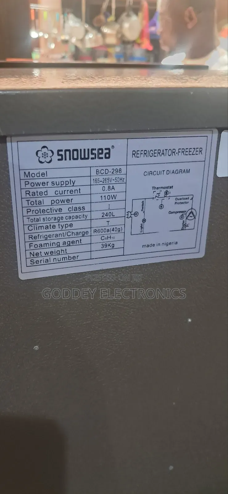 Snowsea Standing Fridge and Freezer 240litres 2 Years Warranty