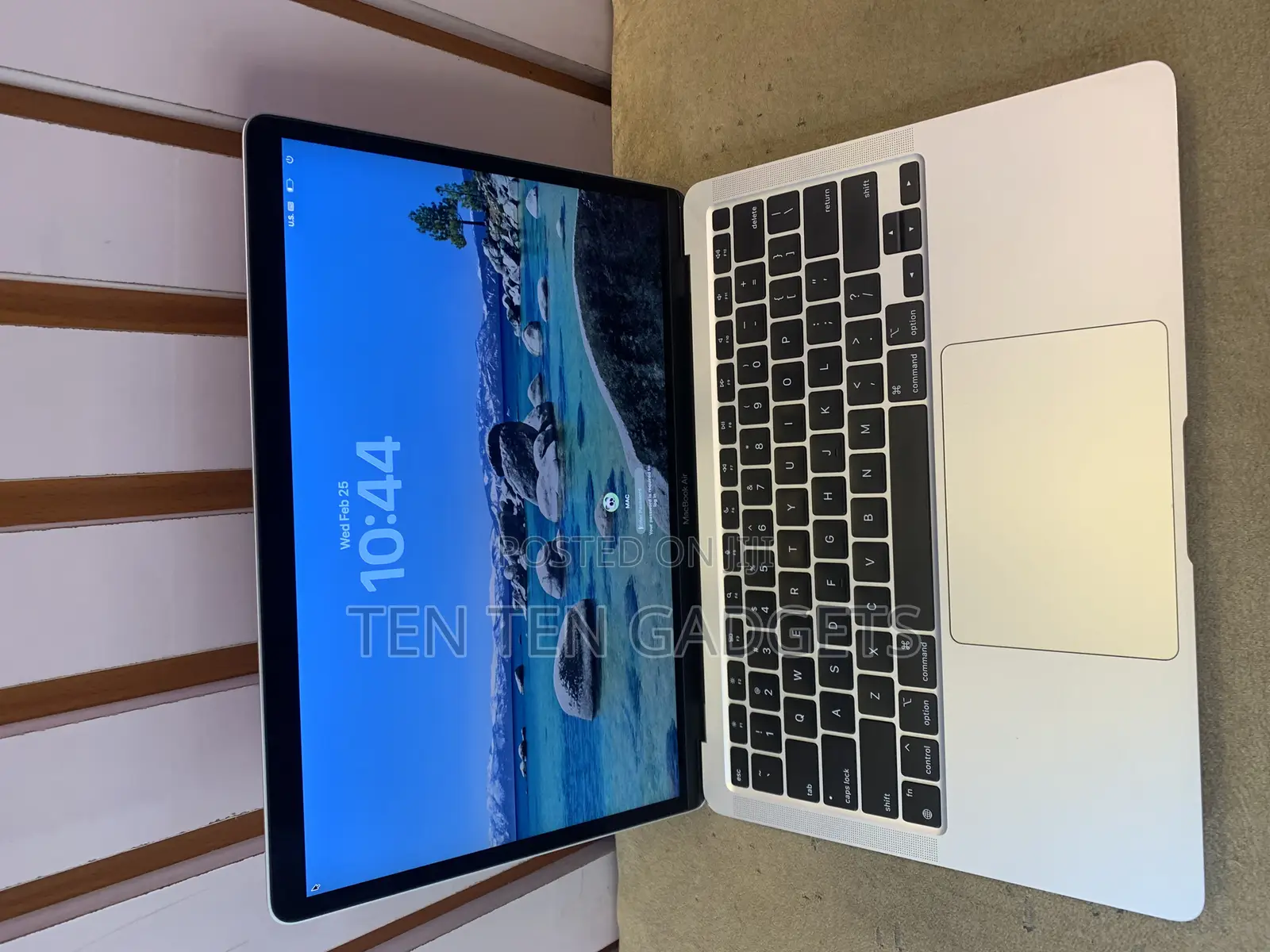 Laptop Apple MacBook Air 16GB Apple M1 SSD 512GB