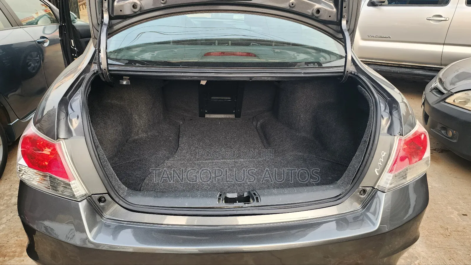 Honda Accord Sedan SE 2011 Gray