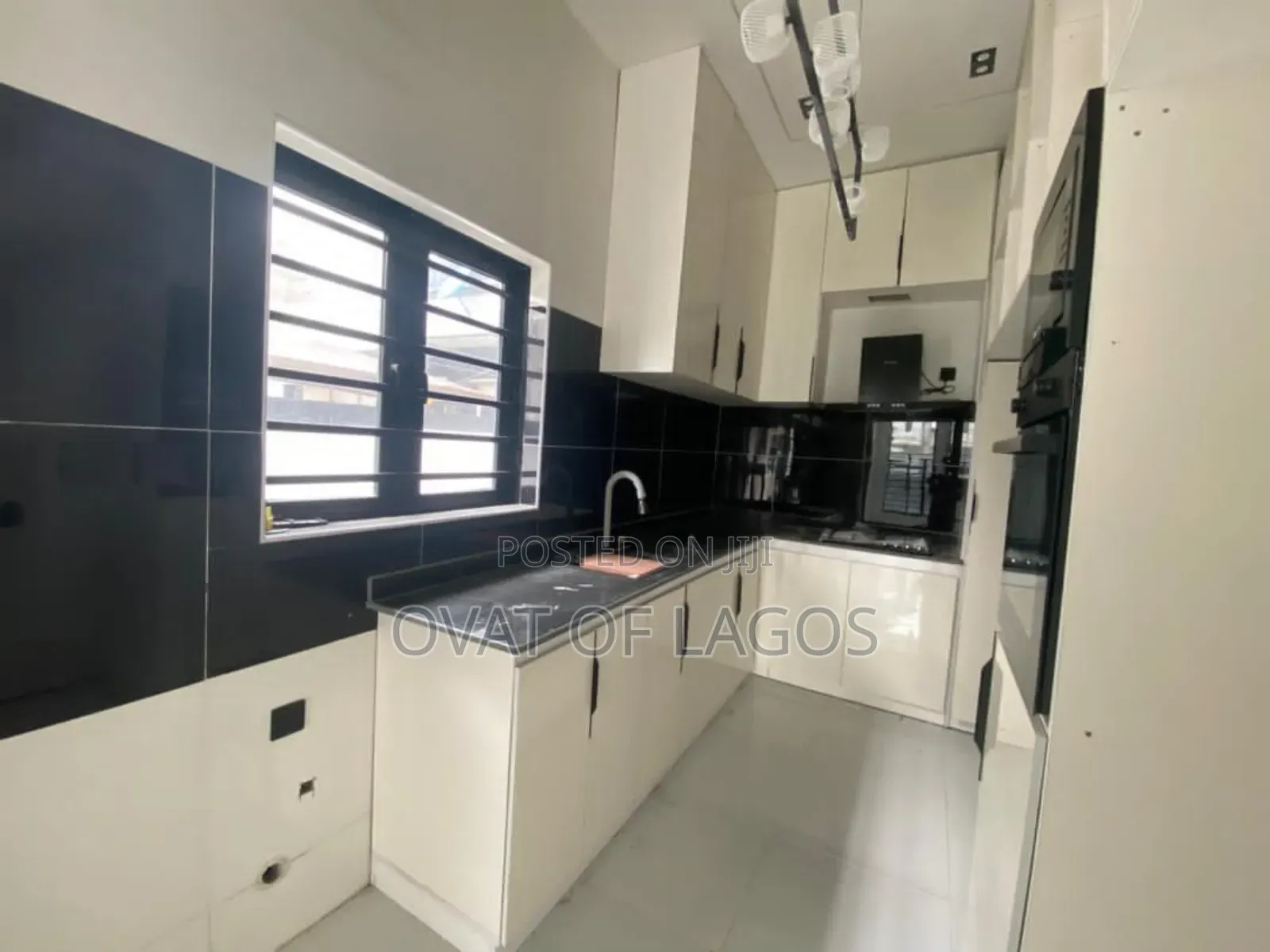 4bdrm Duplex in Orchid, Lekki for sale
