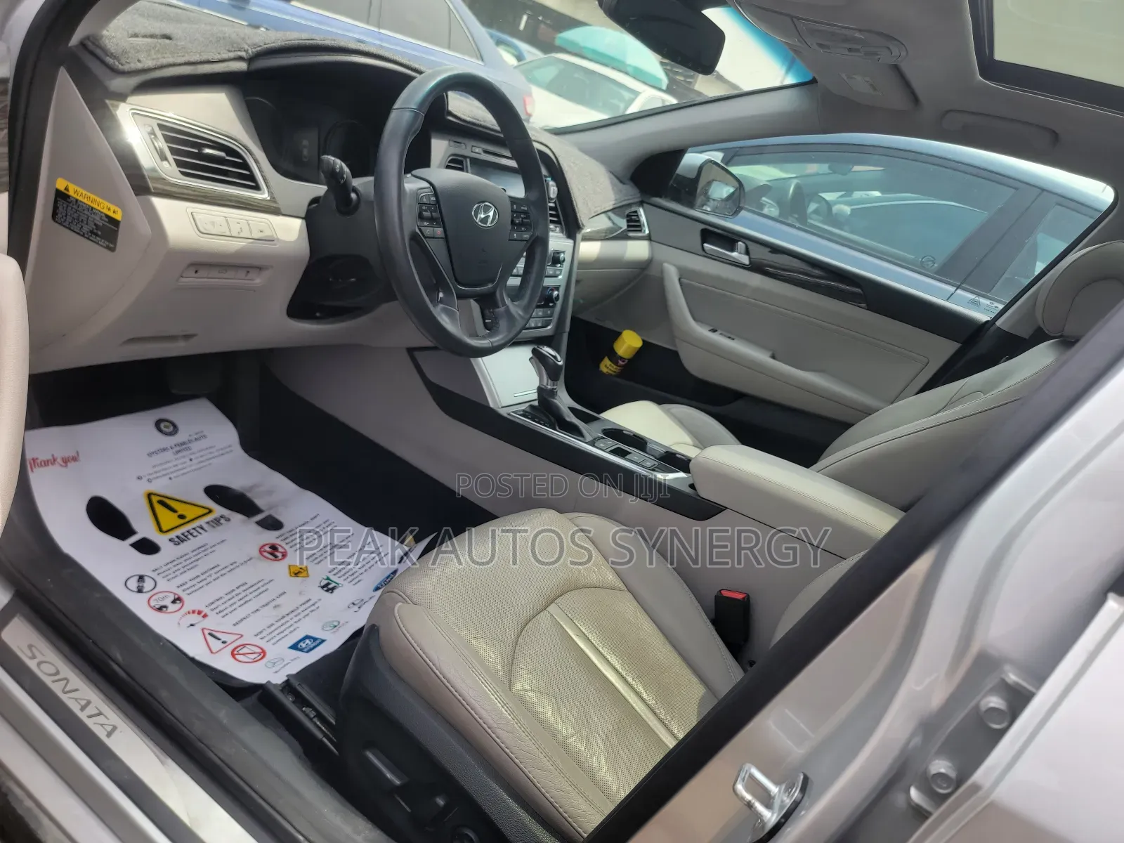 Hyundai Sonata Limited Sedan FWD (2.4L 4cyl 6A) 2016 Silver