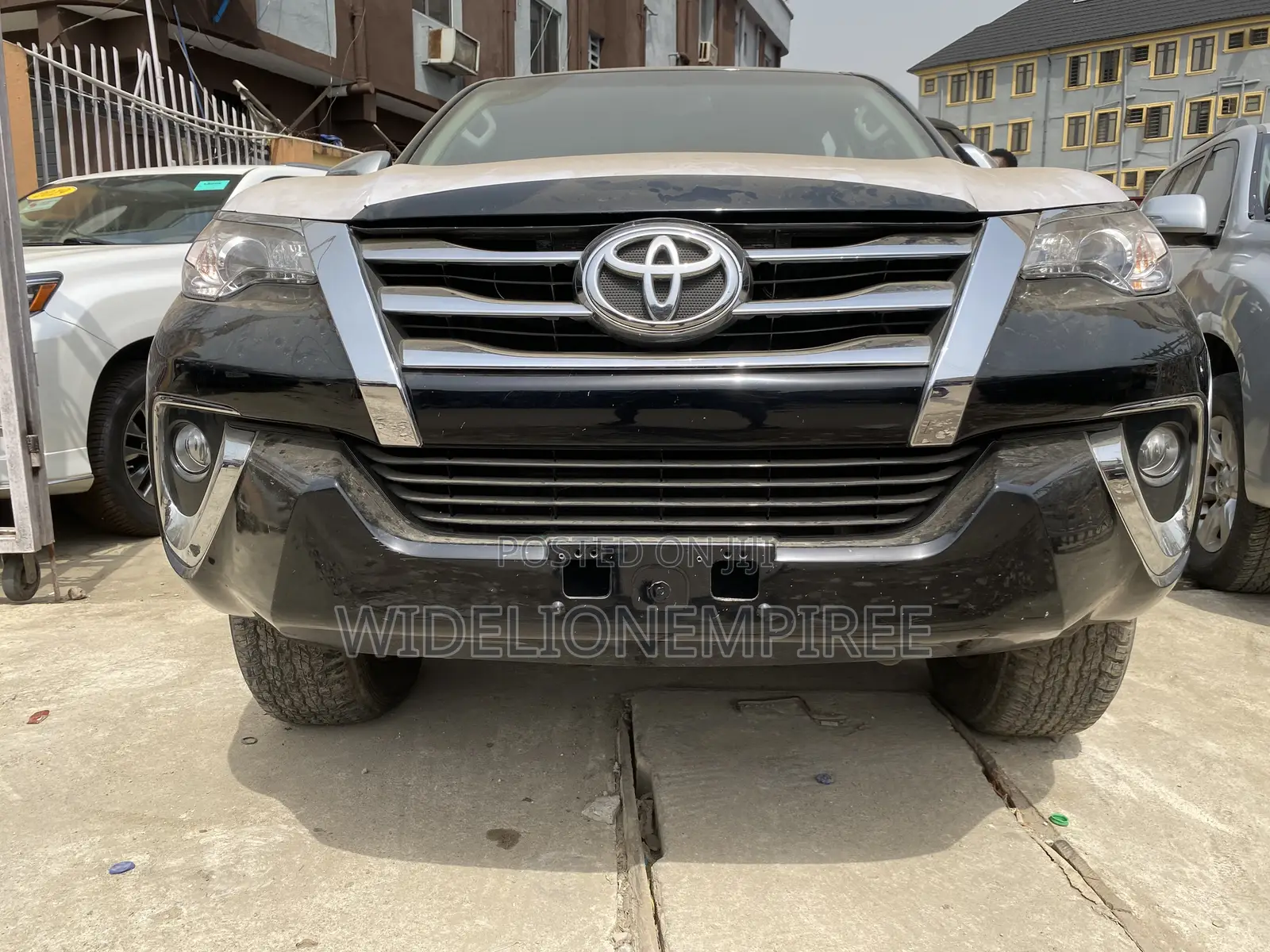 Toyota Fortuner 2020 Black