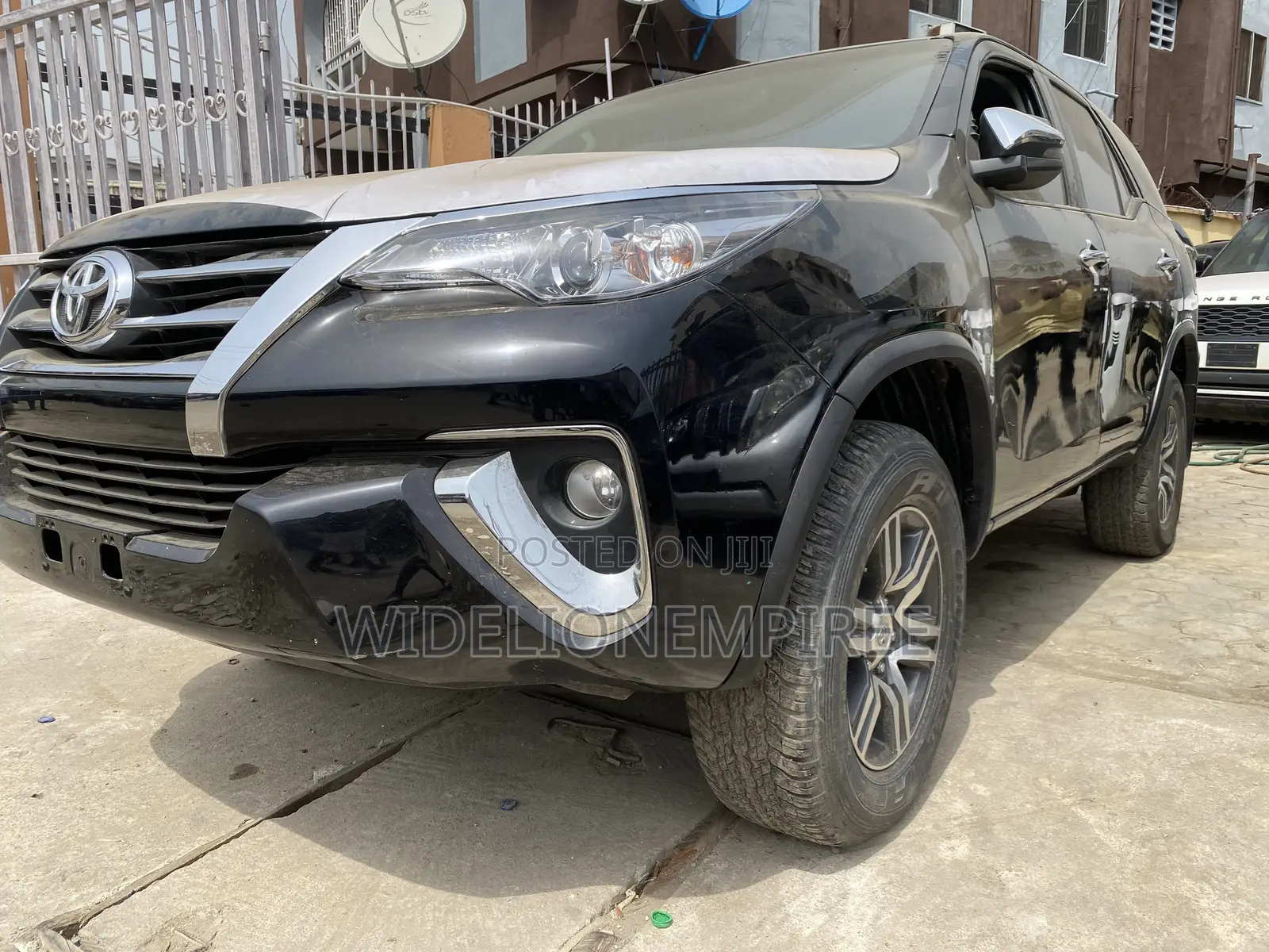 Toyota Fortuner 2020 Black