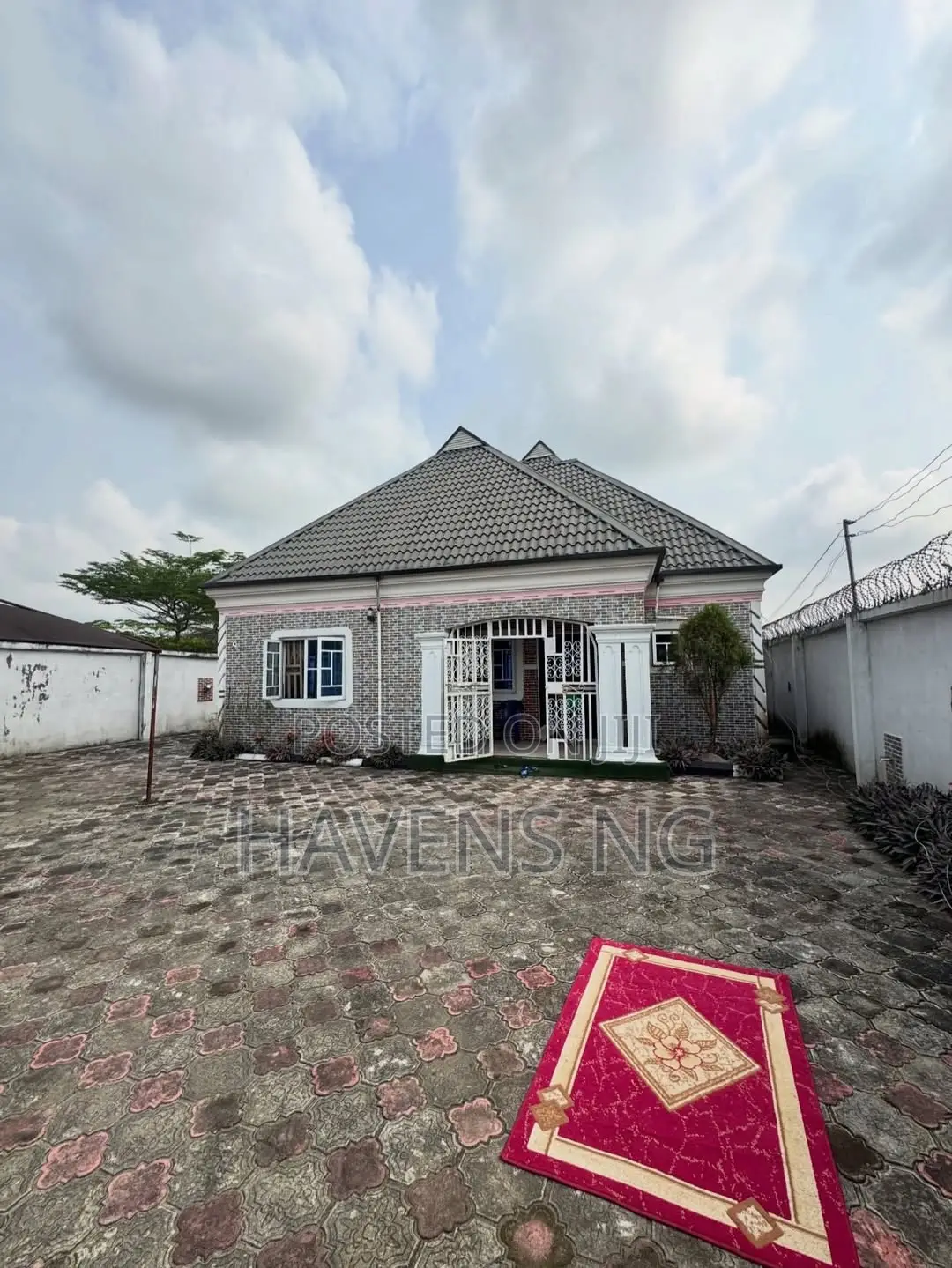 3bdrm Bungalow in Rumuekini for sale