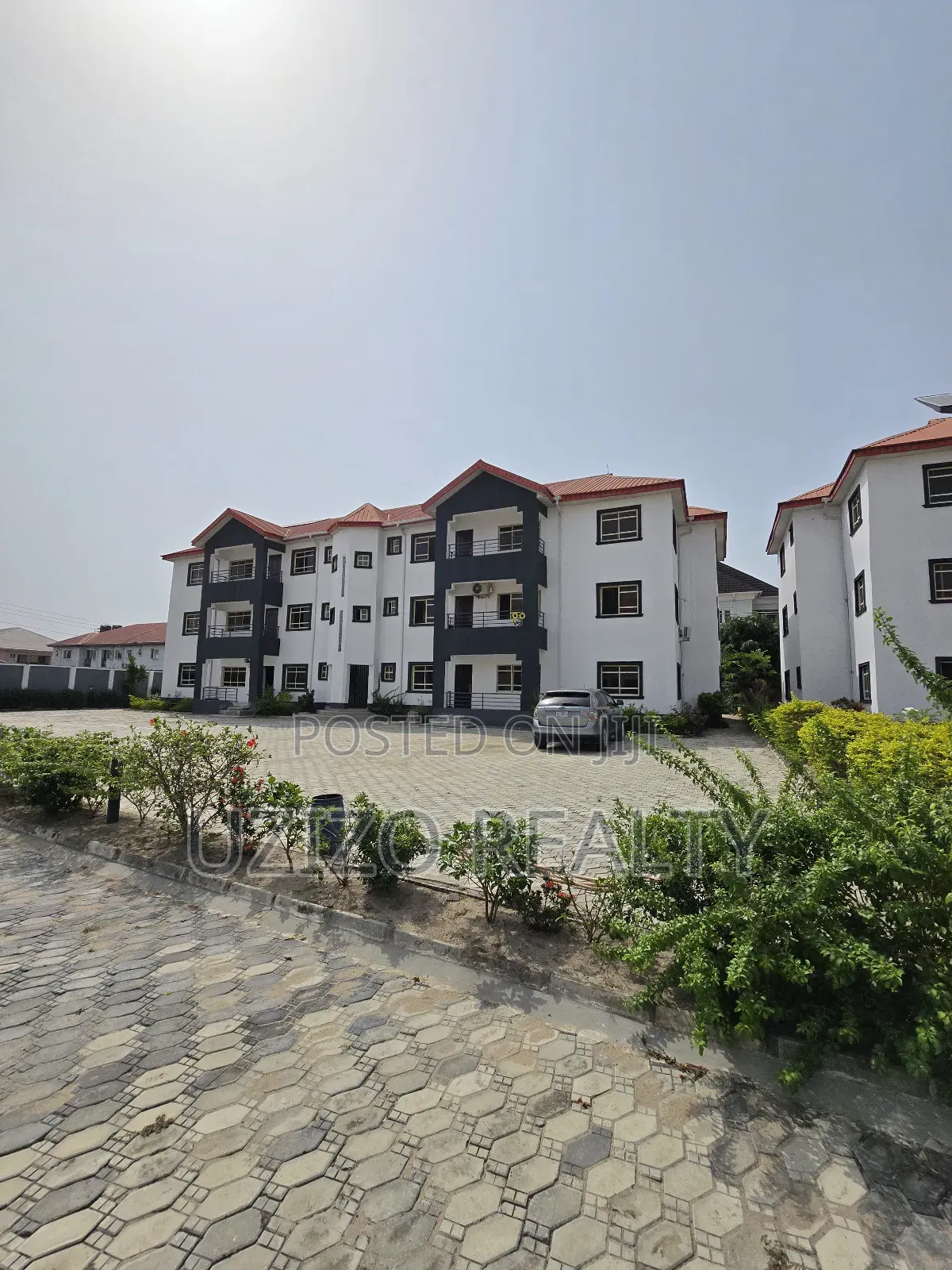 3bdrm Block of Flats in Abijo for sale
