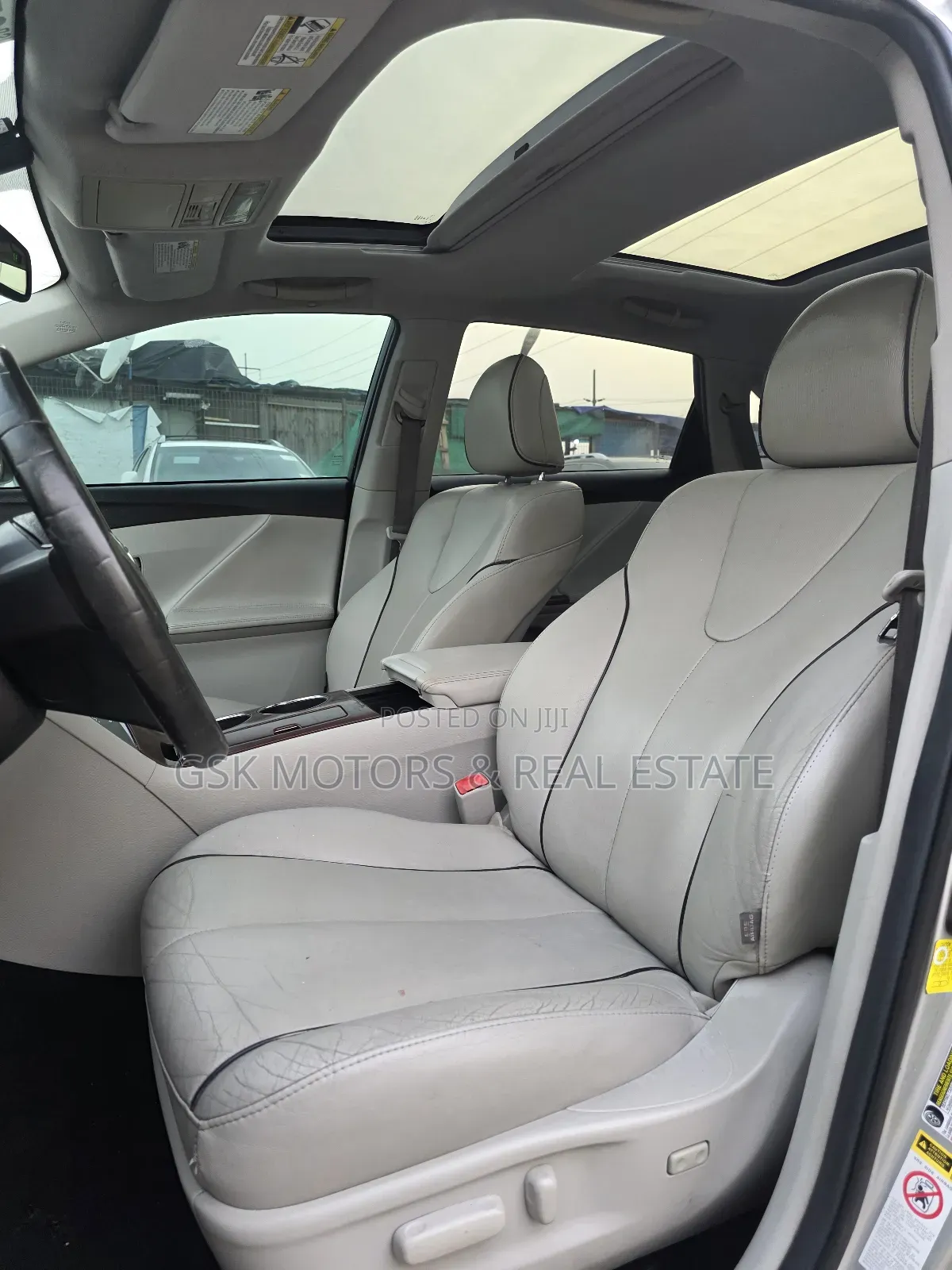 Toyota Venza Limited 2012 Silver