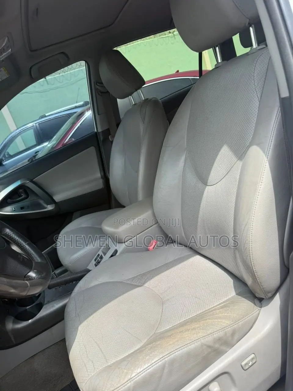 Toyota RAV4 3.5 Limited 2010 White