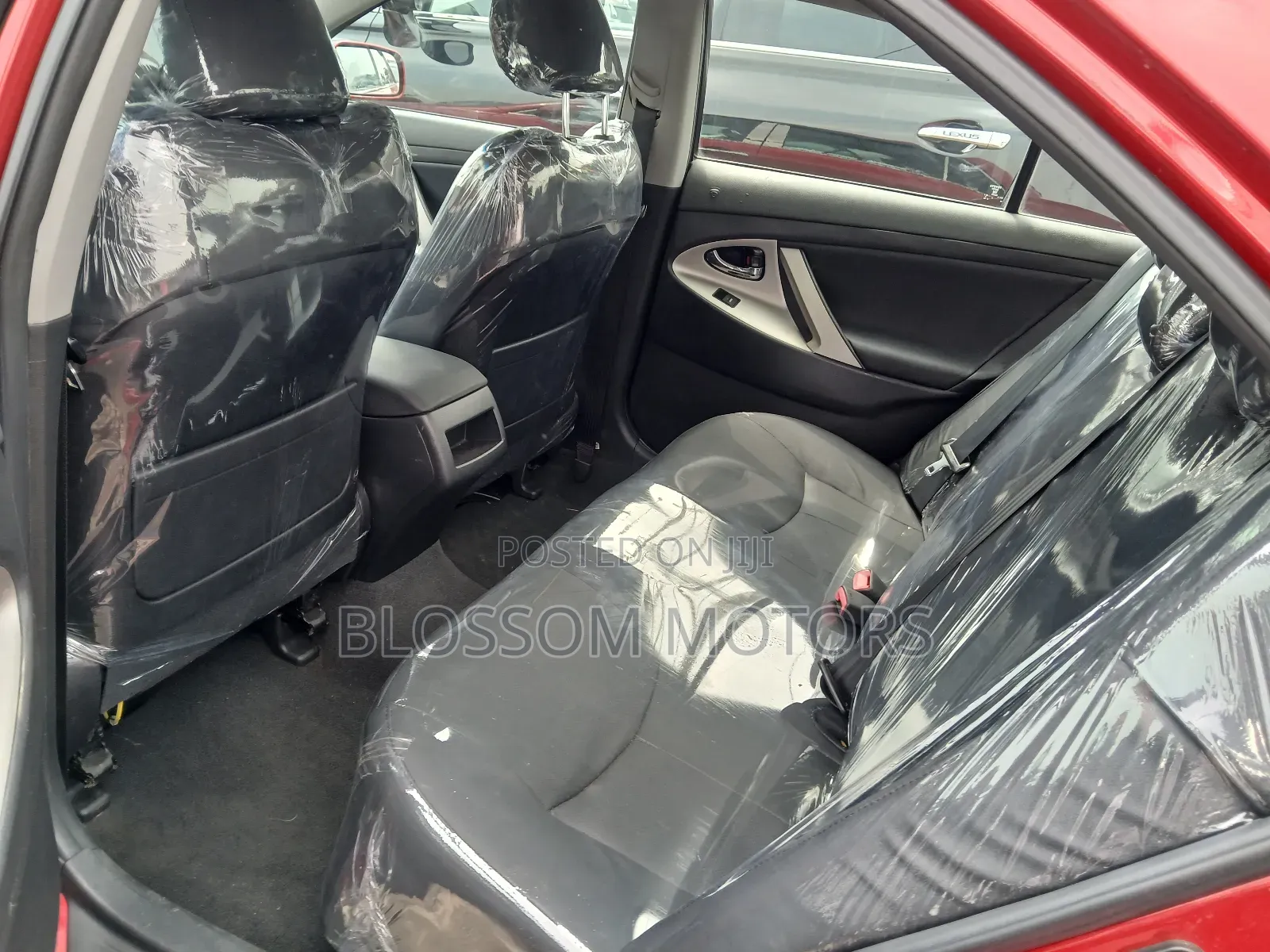 Toyota Camry SE 4dr Sedan (2.5L 4cyl 6A) 2011 Red