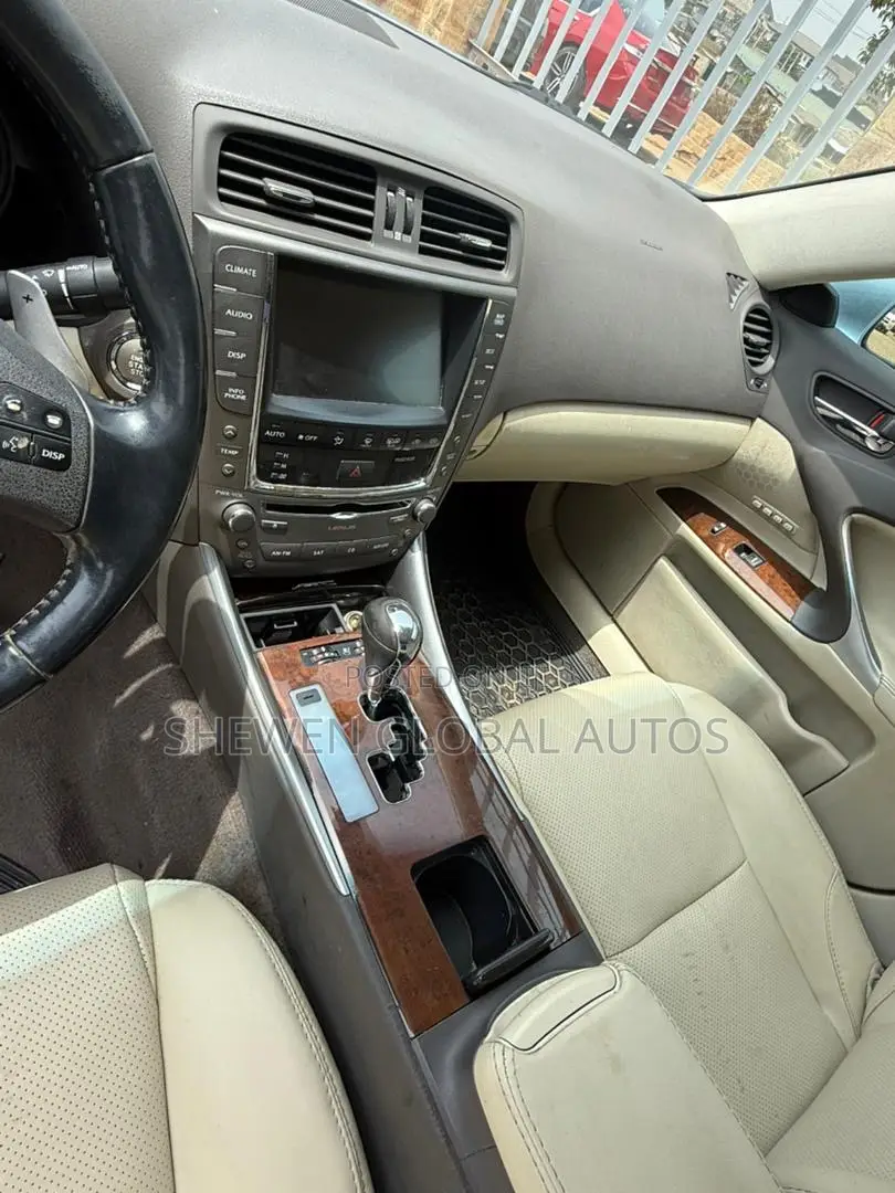Lexus IS 250 2010 Blue