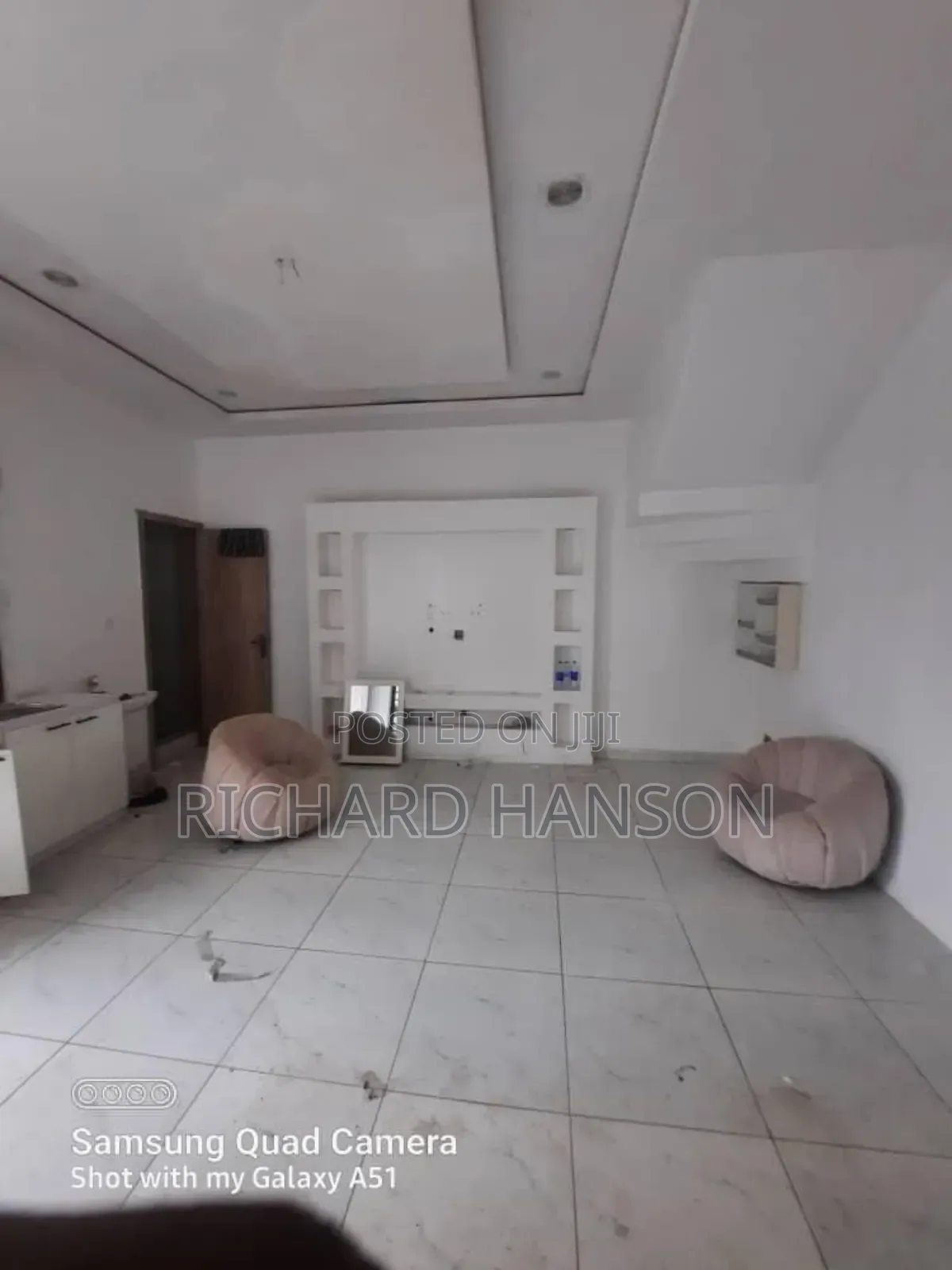 Studio Apartment in Roya (Not A Mini, Lekki for rent