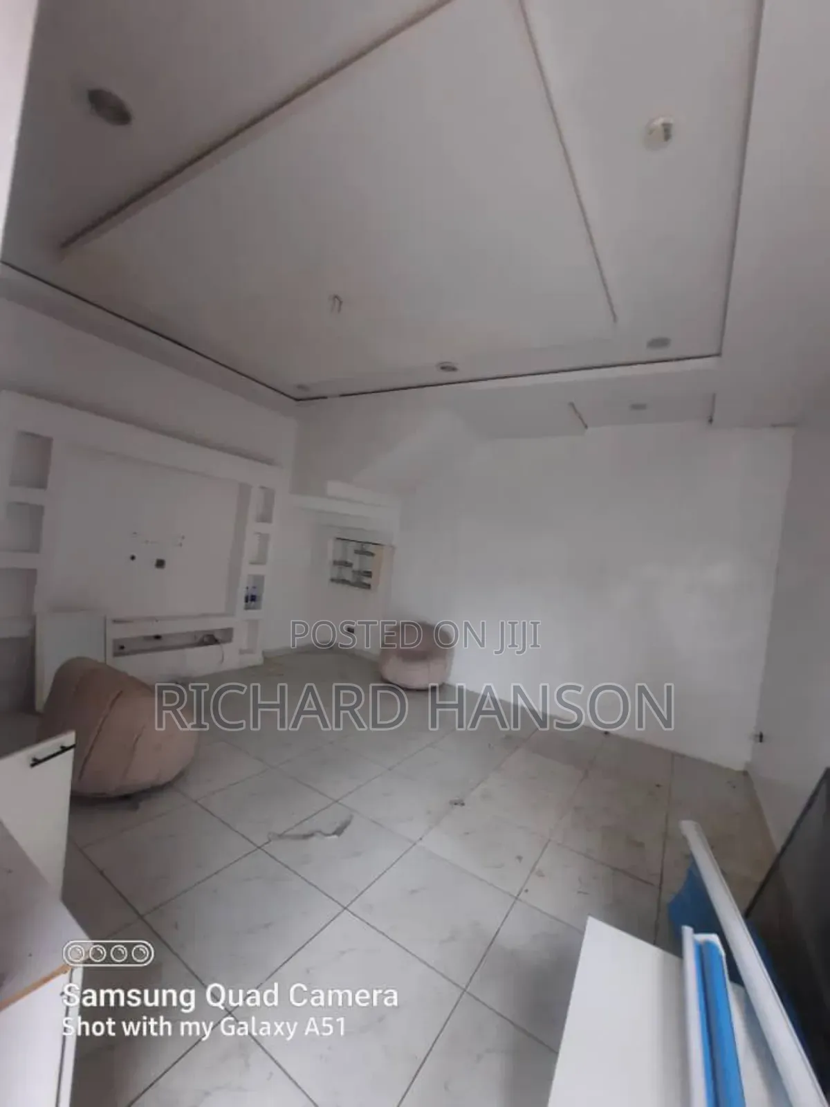 Studio Apartment in Roya (Not A Mini, Lekki for rent