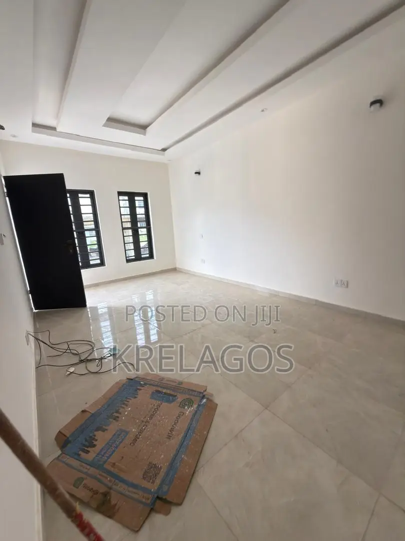 3bdrm Townhouse/Terrace in Chevron for sale