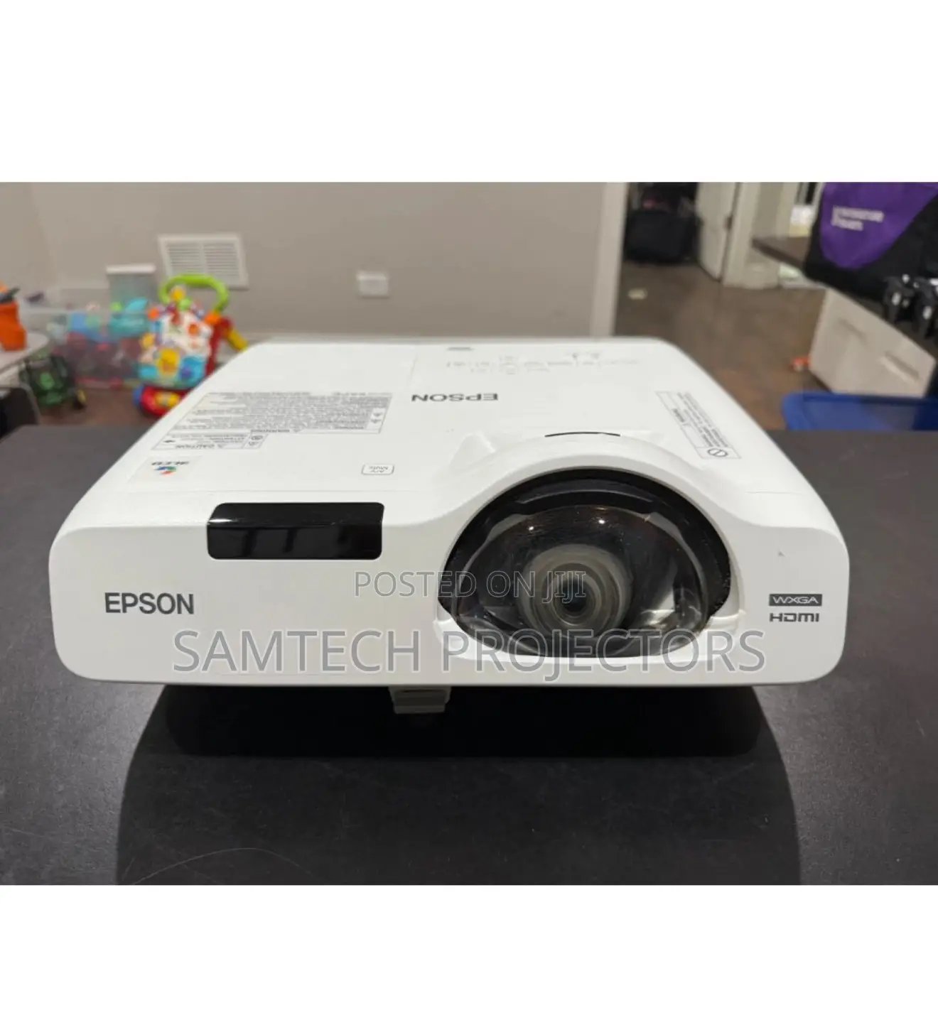 Brand New Short Throw Projector Lagos Island,Abuja,Ibadan,Warri, Jo’S